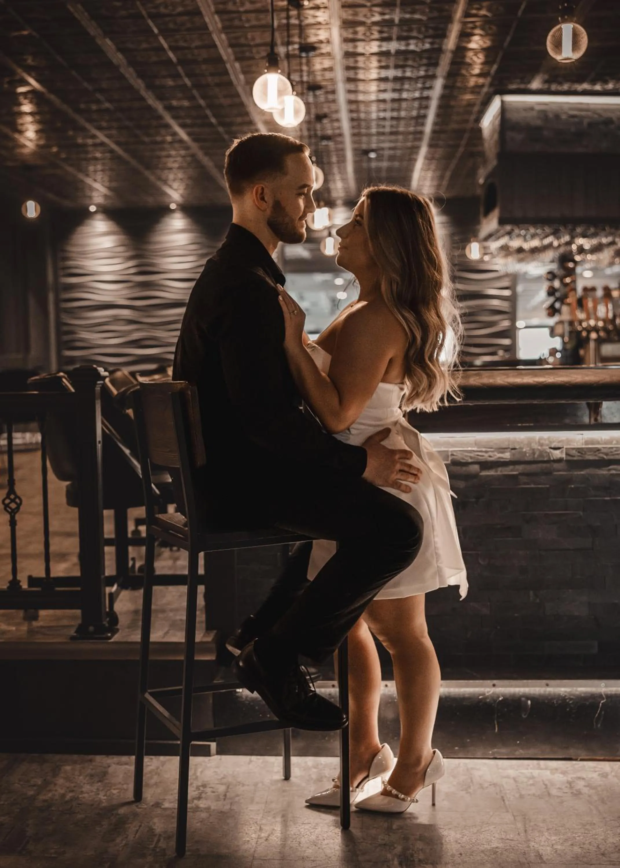 Lounge or bar in Terrace Bay Hotel - Lakefront