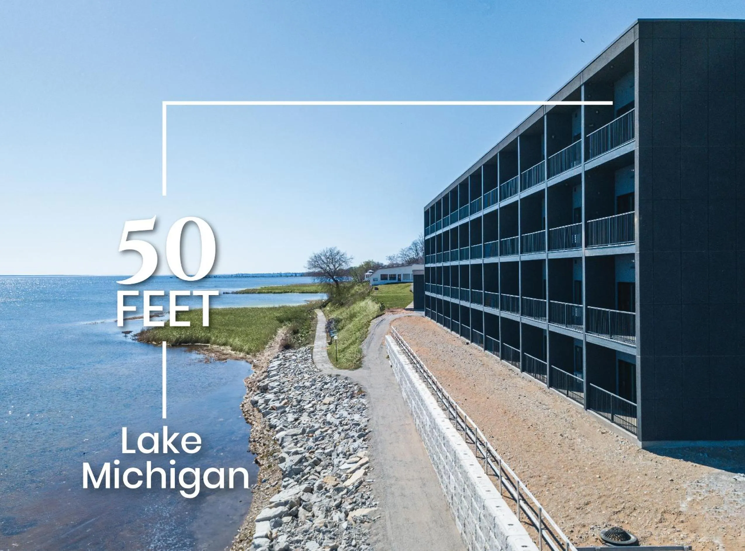 Property building in Terrace Bay Hotel - Lakefront