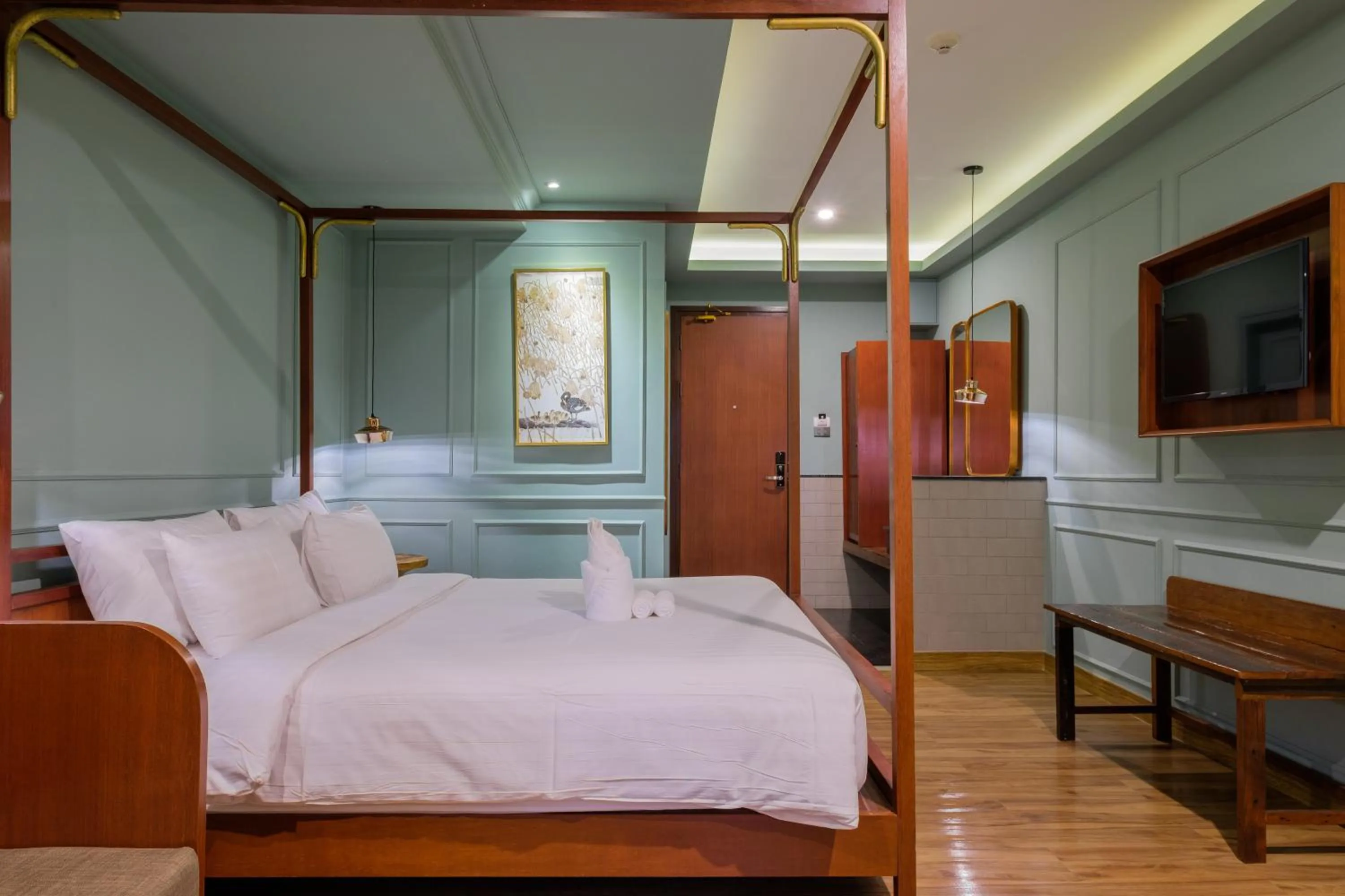 Guests, Bed in The Craft Nimman