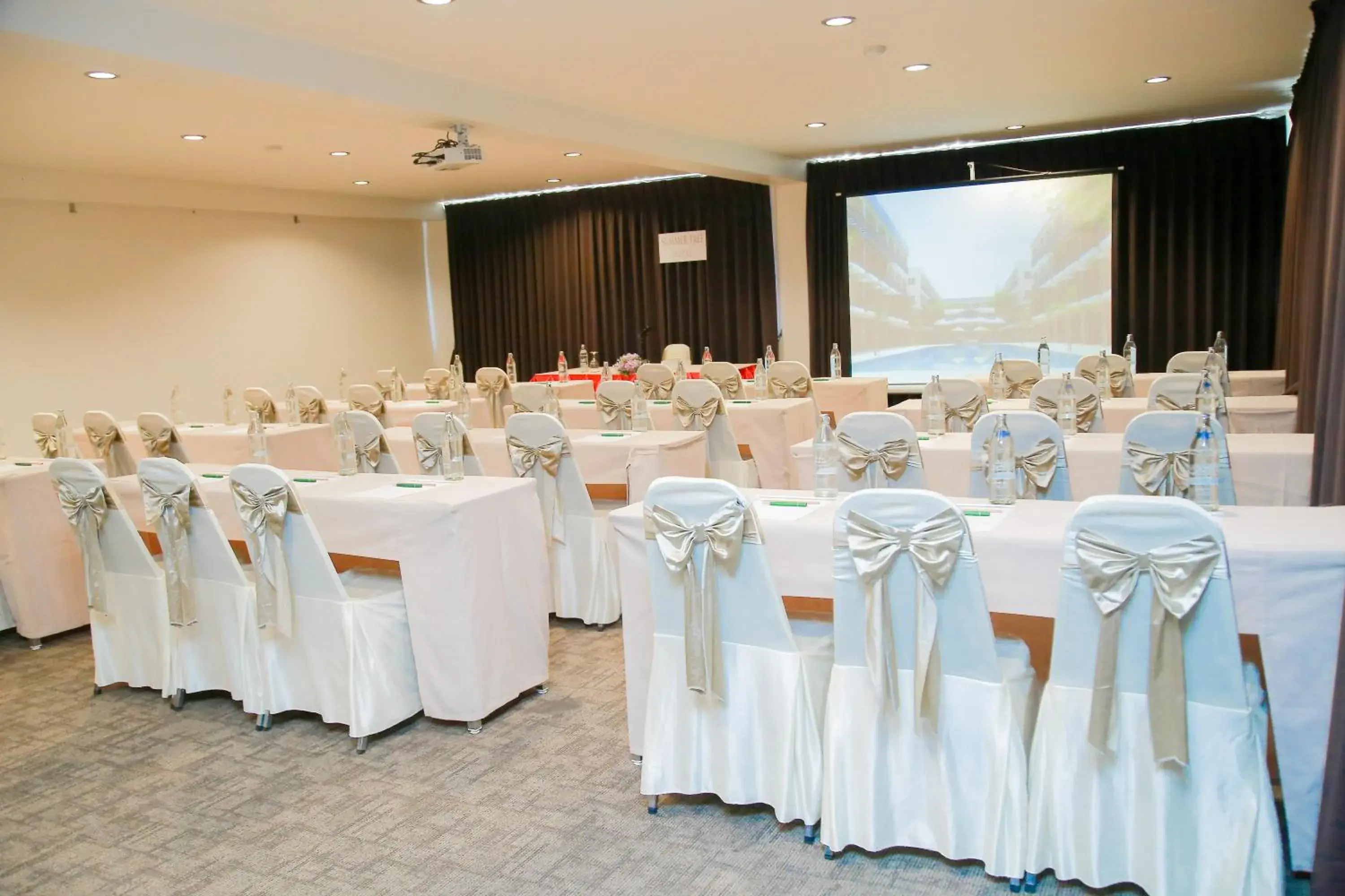 Banquet Facilities in Summer Tree Hotel