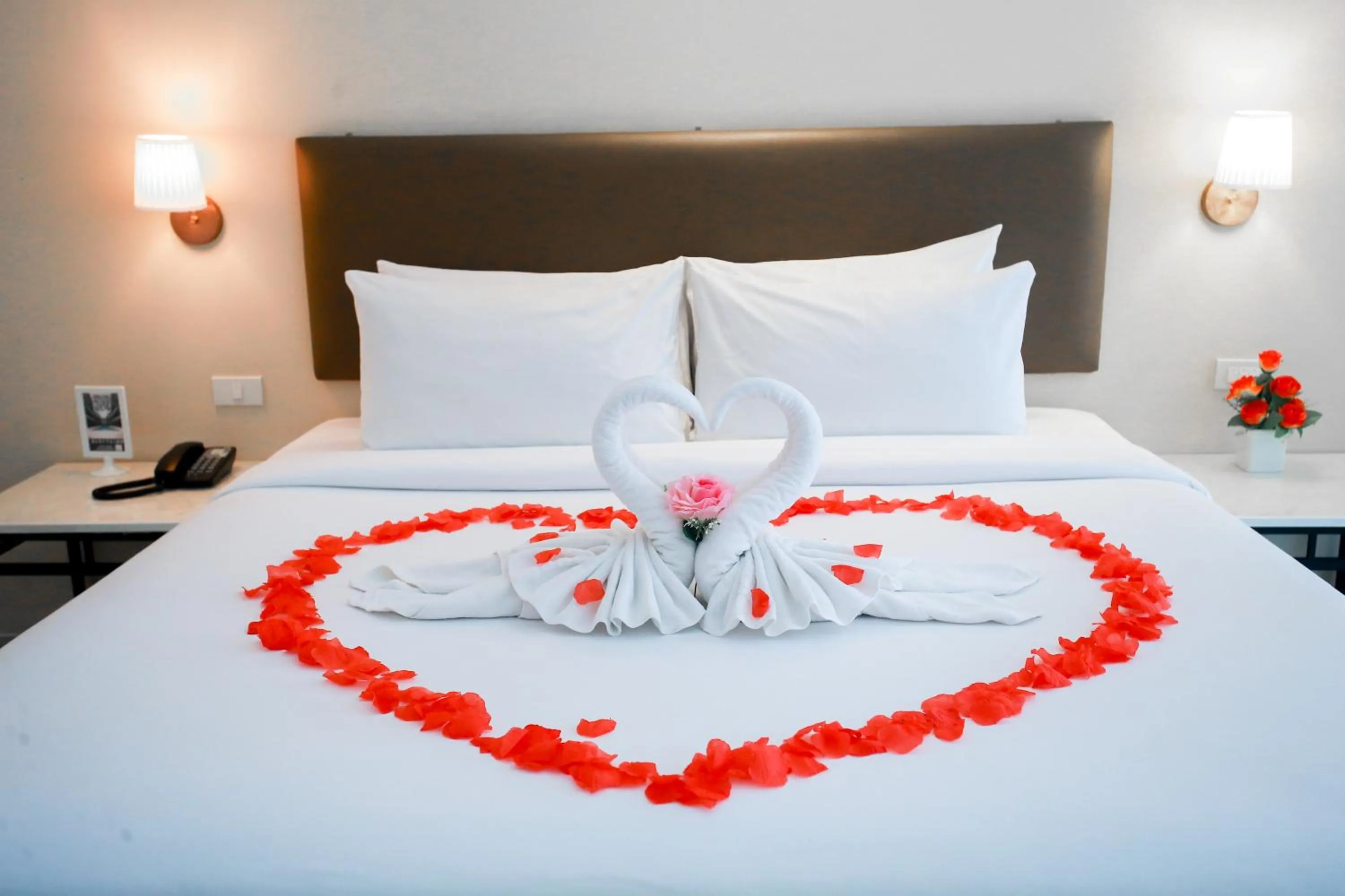 Bed in Summer Tree Hotel