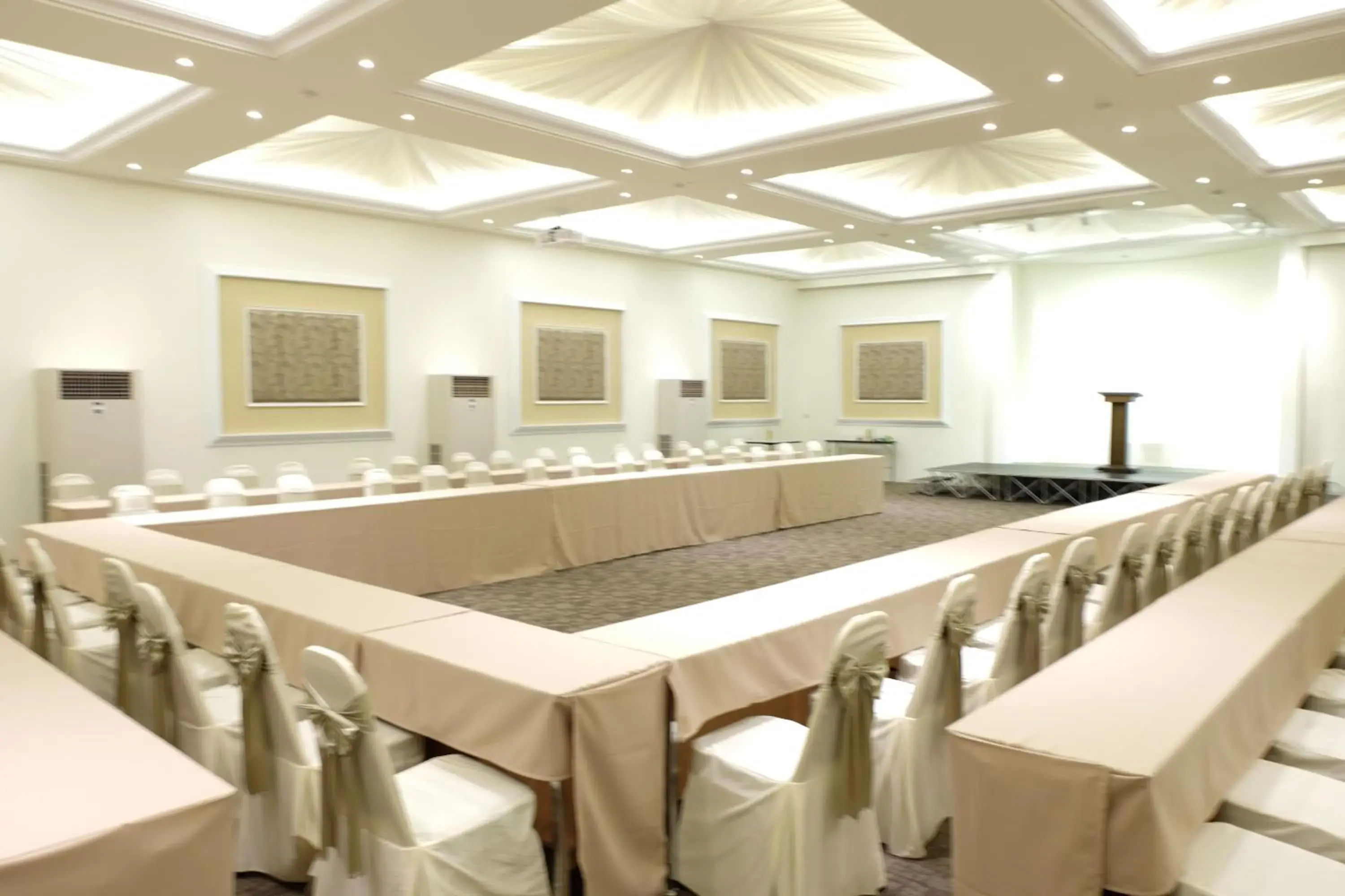 Property building, Business Area/Conference Room in Summer Tree Hotel