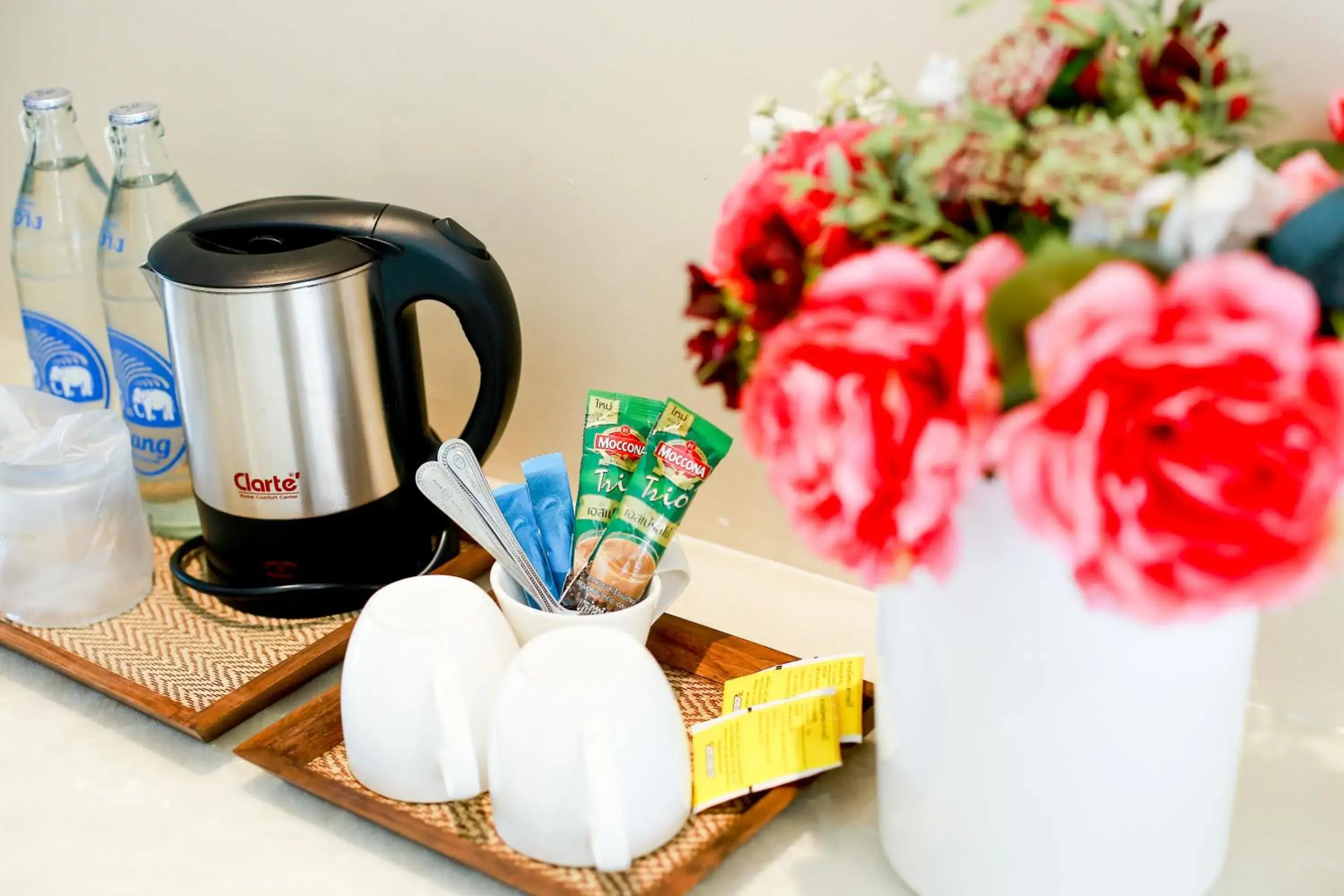 Coffee/Tea Facilities in Summer Tree Hotel