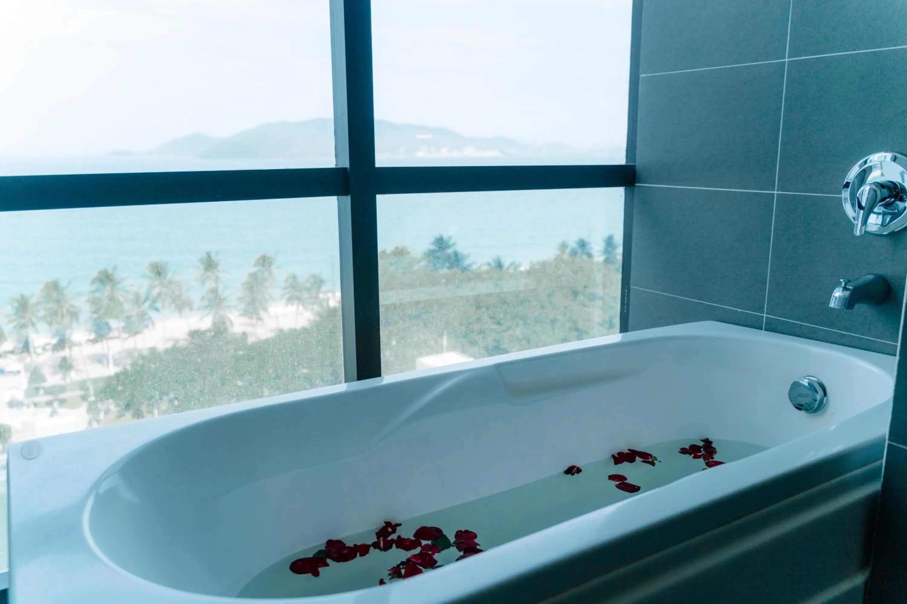 Bathroom in Venue Hotel Nha Trang Beach