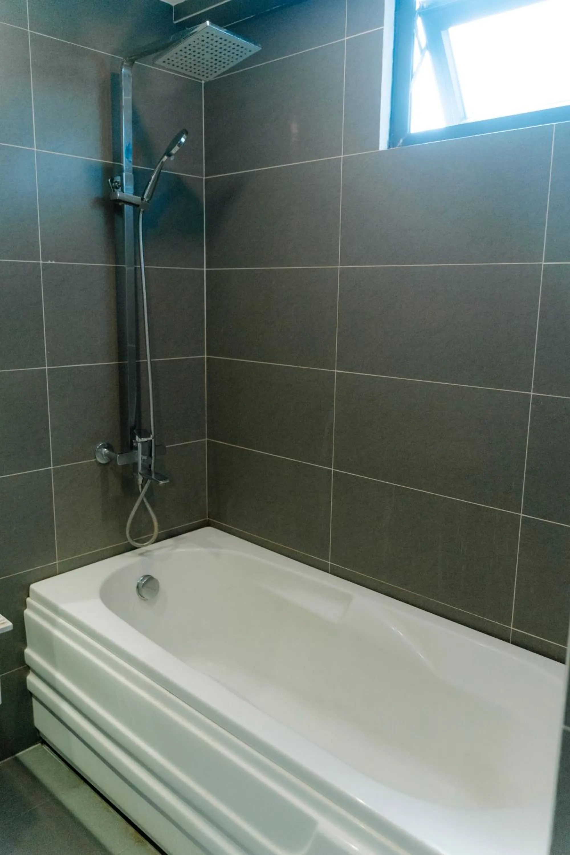 Shower in Venue Hotel Nha Trang Beach