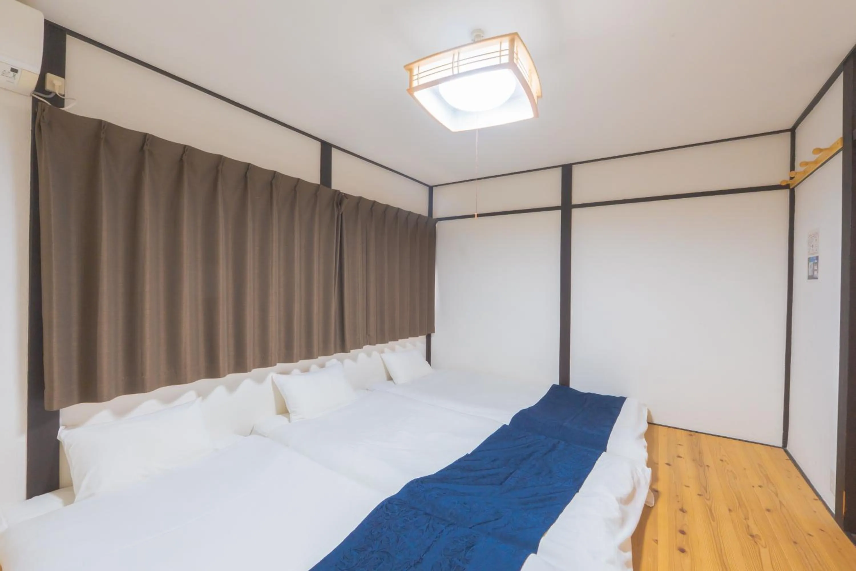 Bed in Guest house Connection Karasuma Gojo