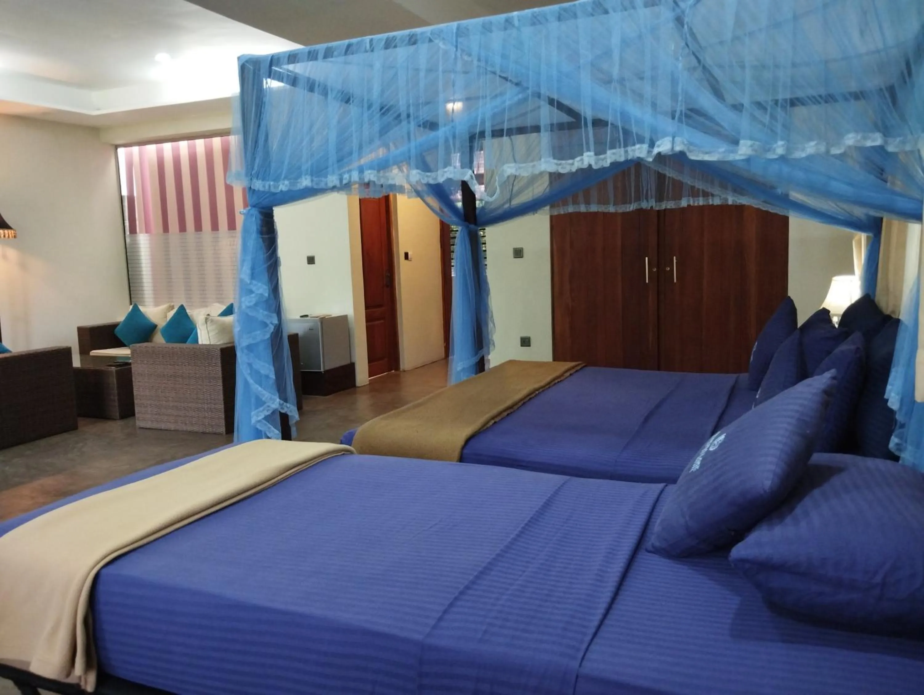 Bed in Athena Lake by Seedevi