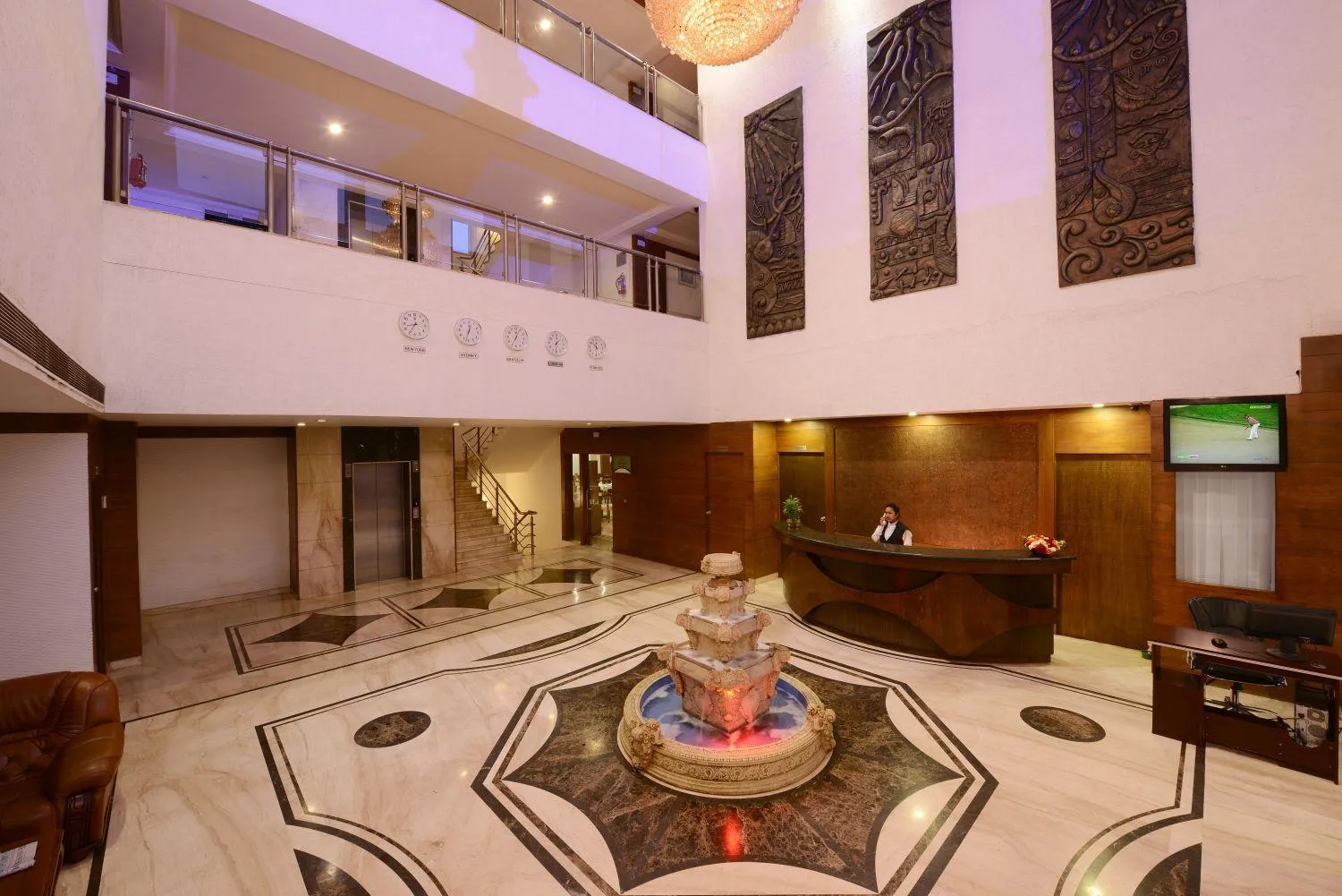 Lobby or reception in Keshav Clarks Inn Gadag