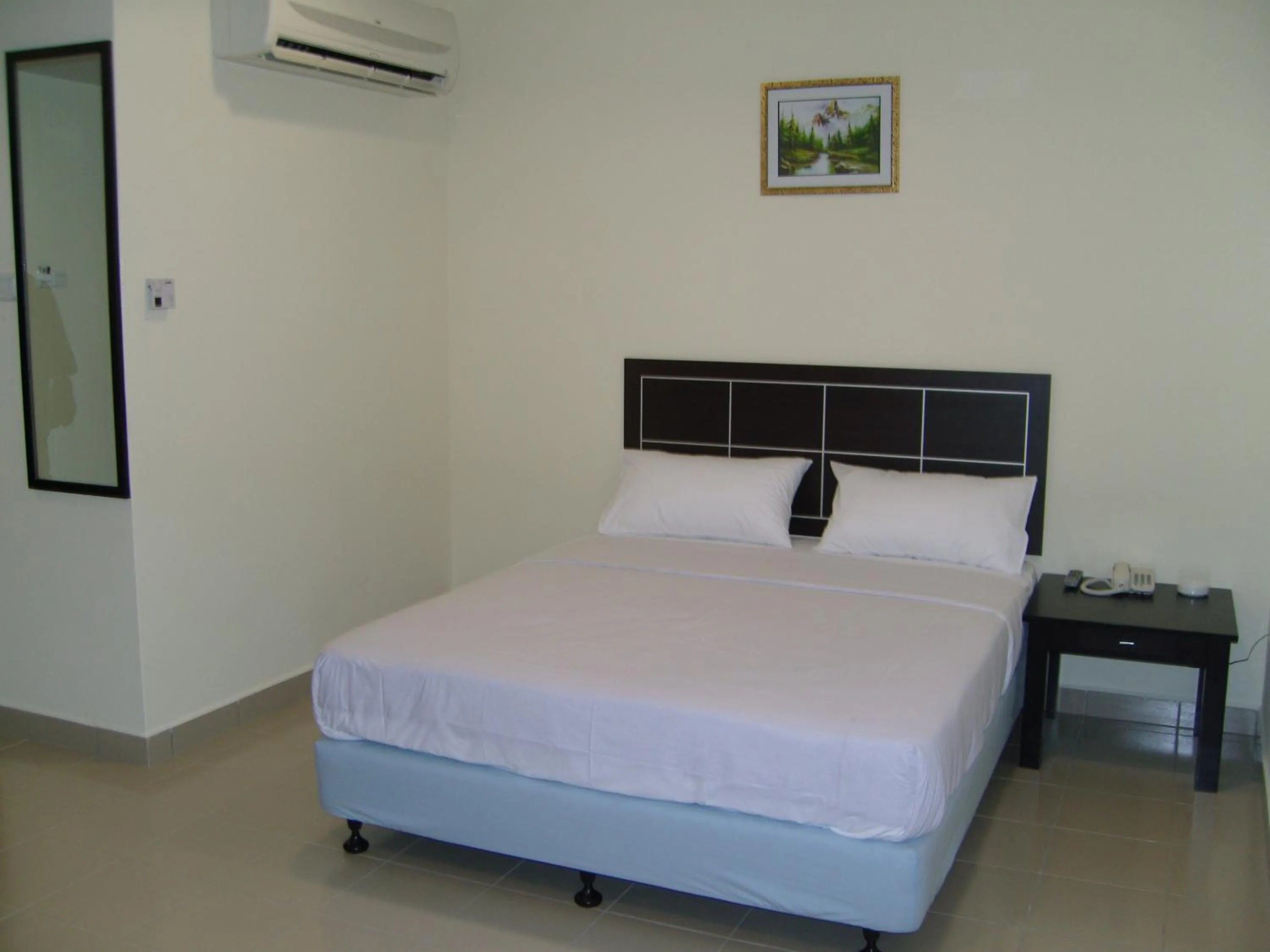 Linkway Hotel