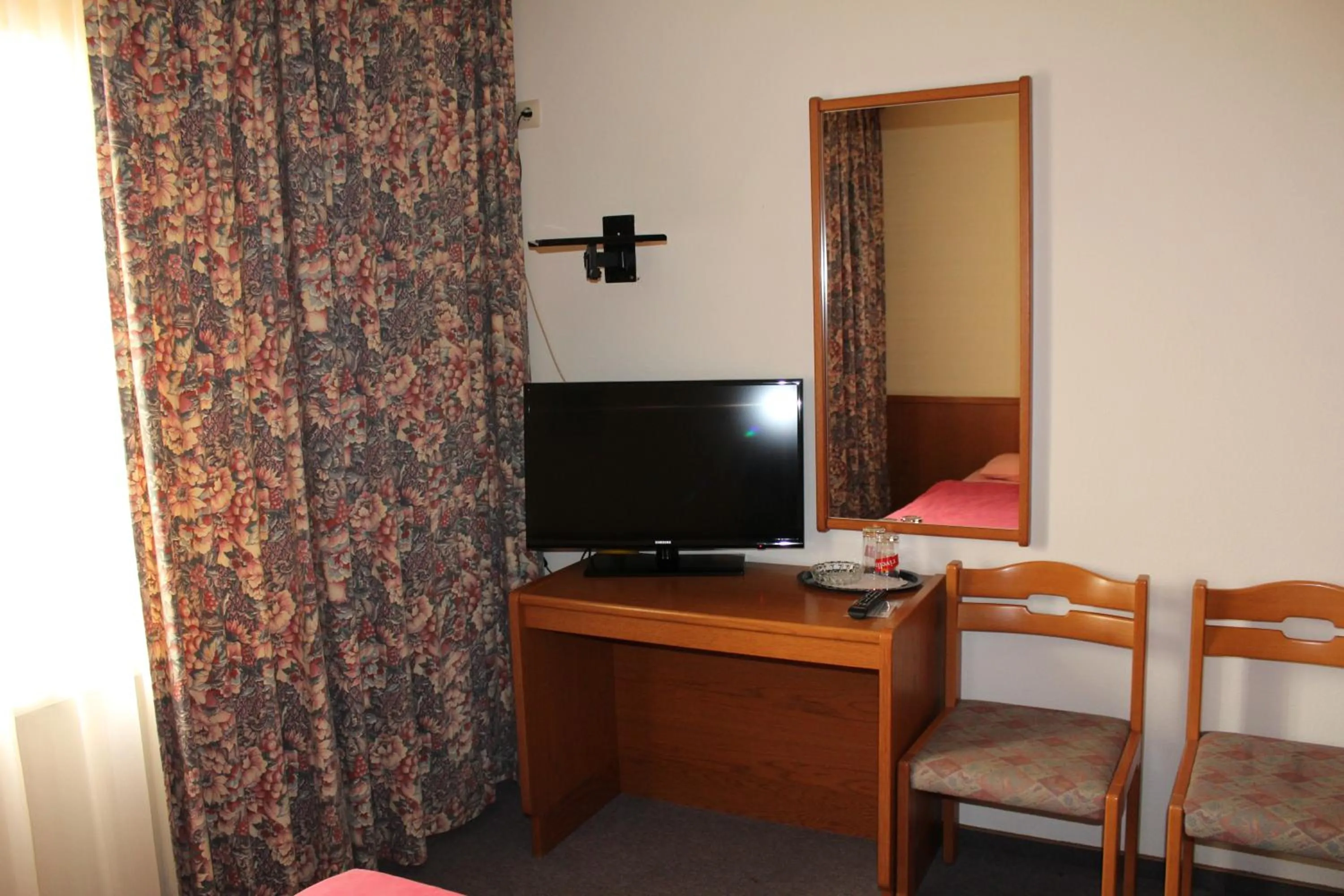 Decorative detail, Bed in Hotel de Foetz