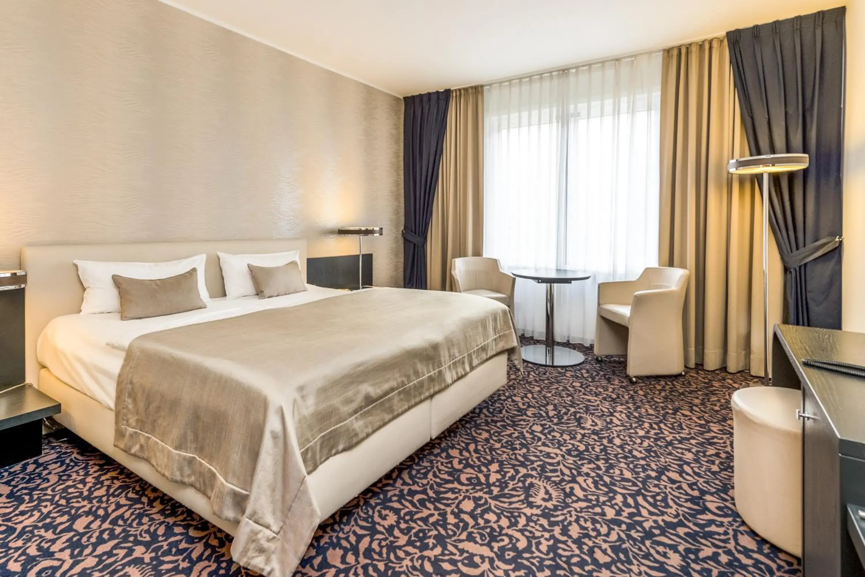 Bedroom, Bed in Parc Hotel Alvisse Bedroom, Bed in Parc Hotel Alvisse