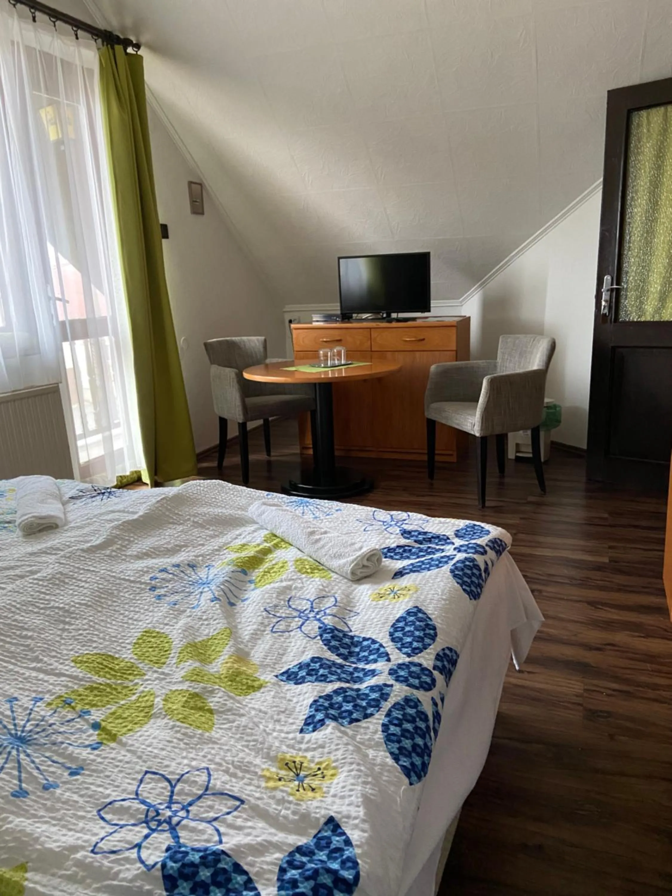 Deluxe Double Room with Balcony in Teke Panzió