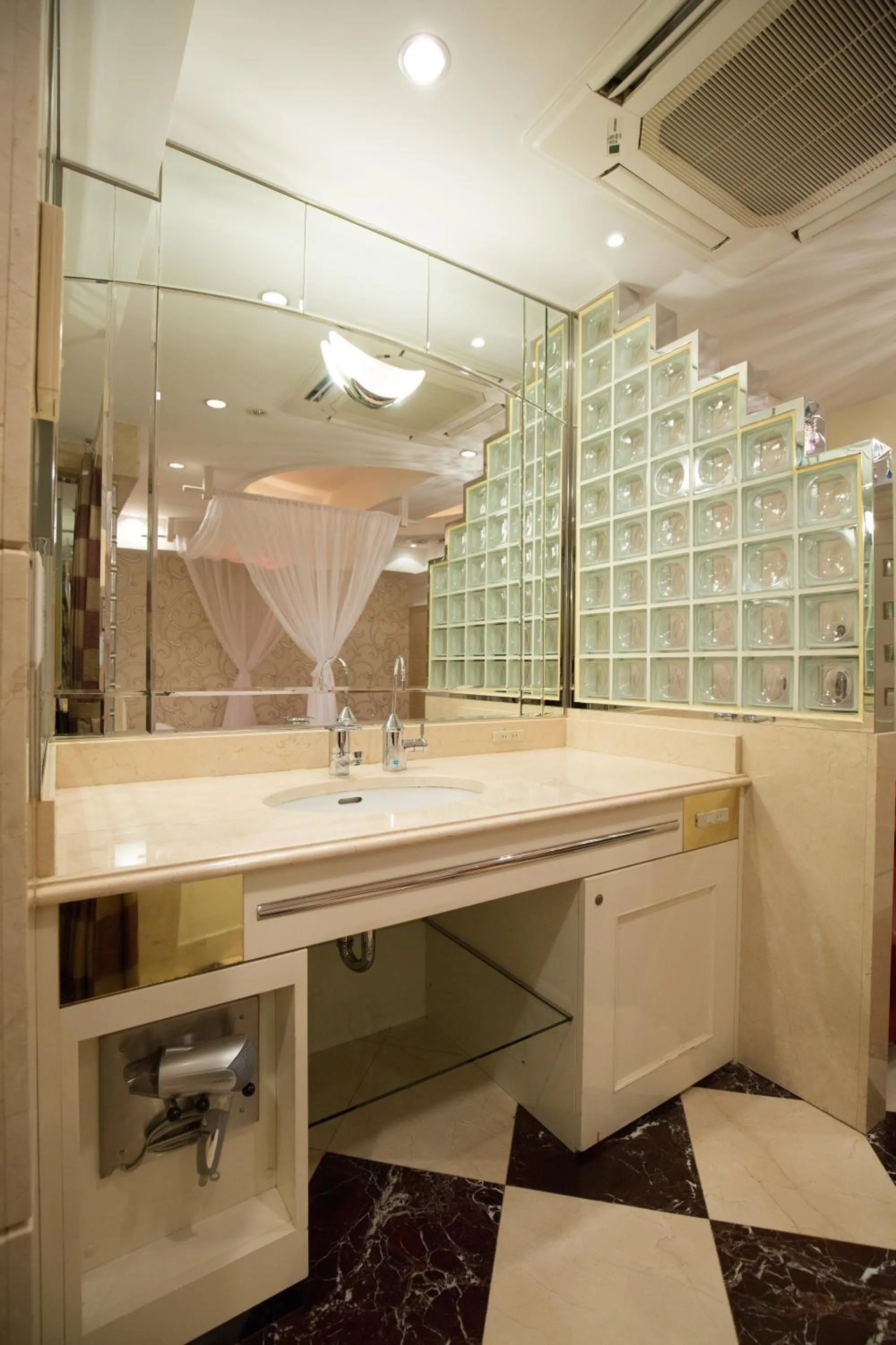 Bathroom in HOTEL AN Shinjuku Kabukicho (Adult Only)