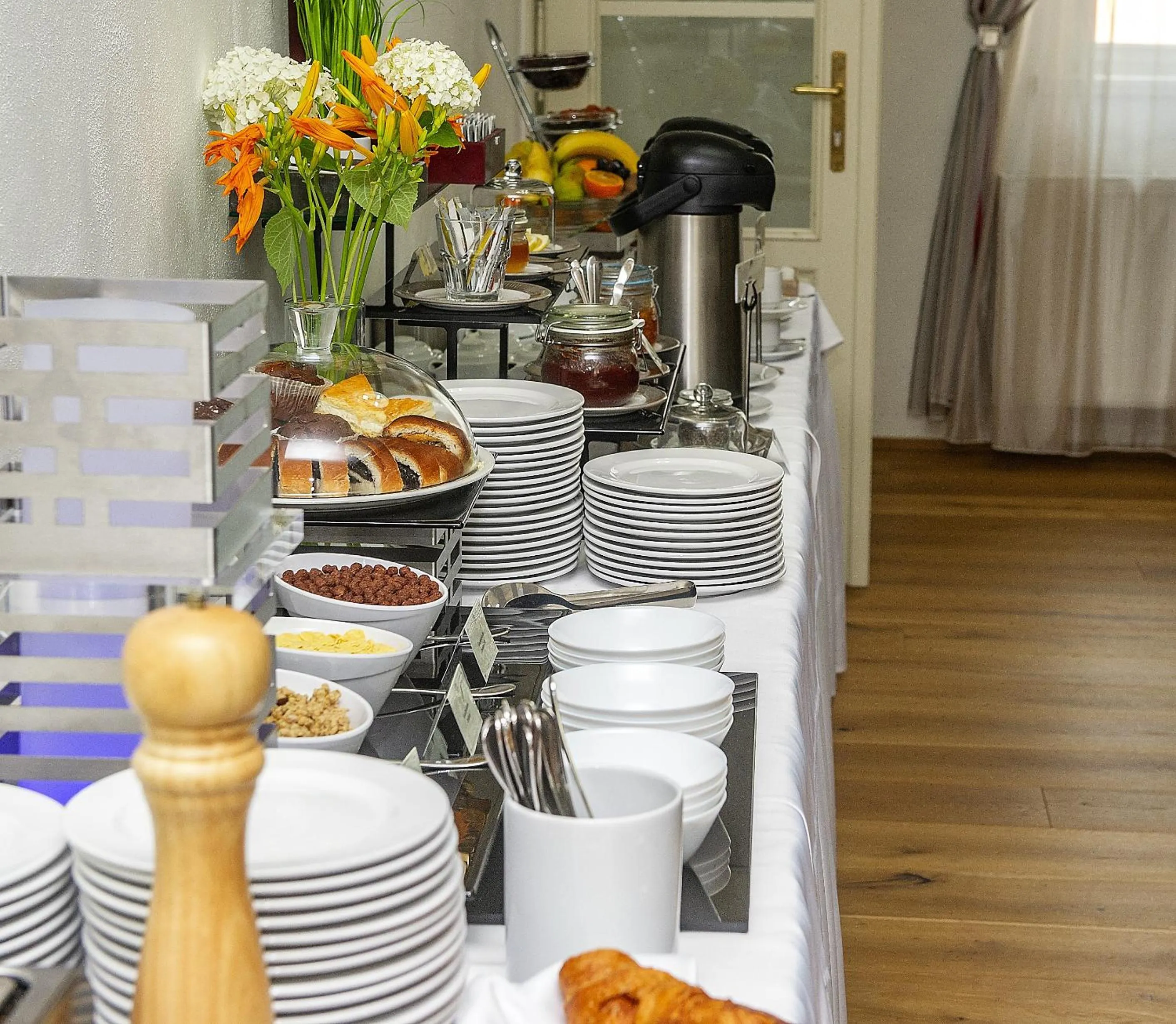 Breakfast in Hotel Panství Dlouhá Lhota