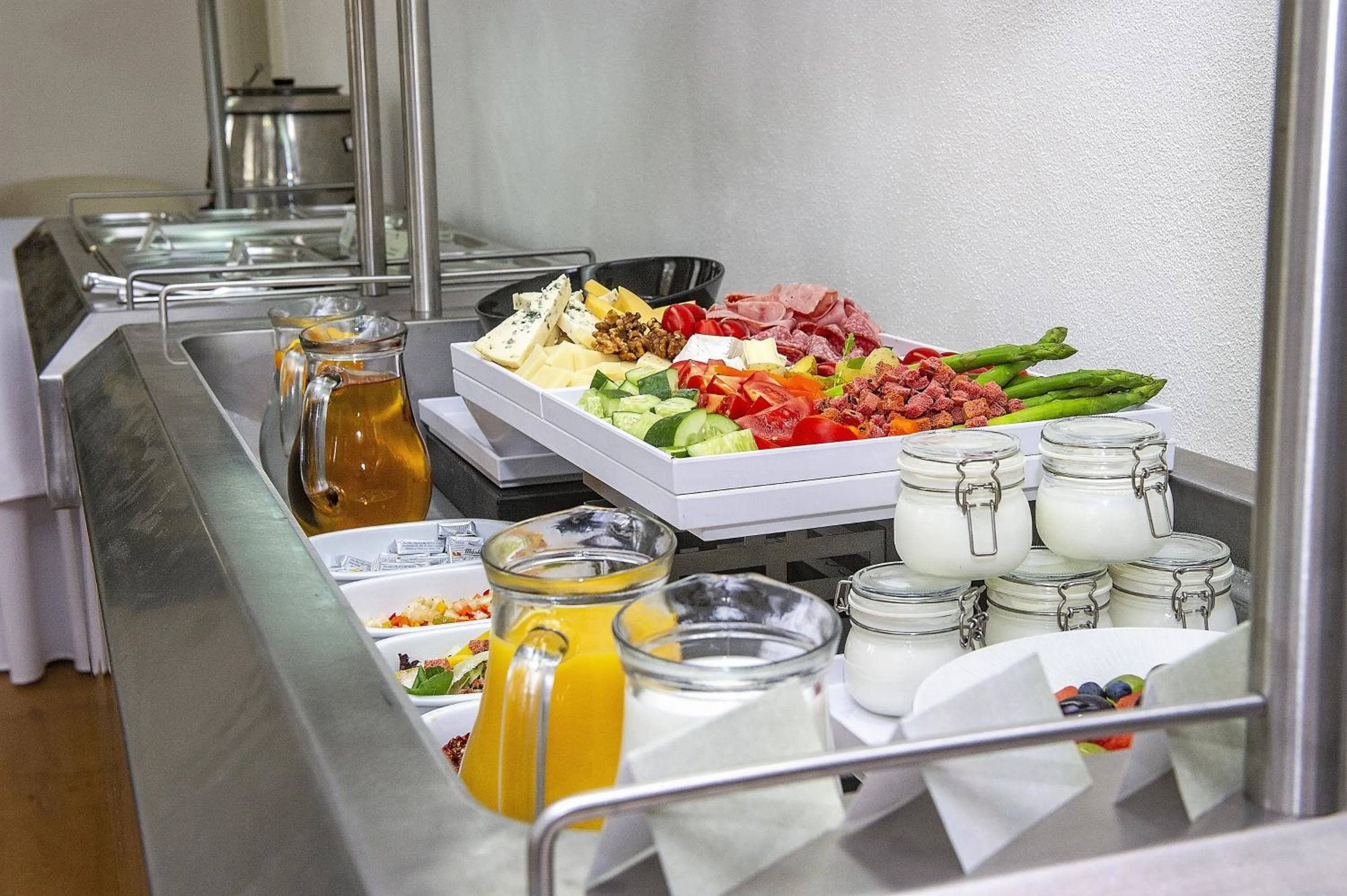 Breakfast in Hotel Panství Dlouhá Lhota