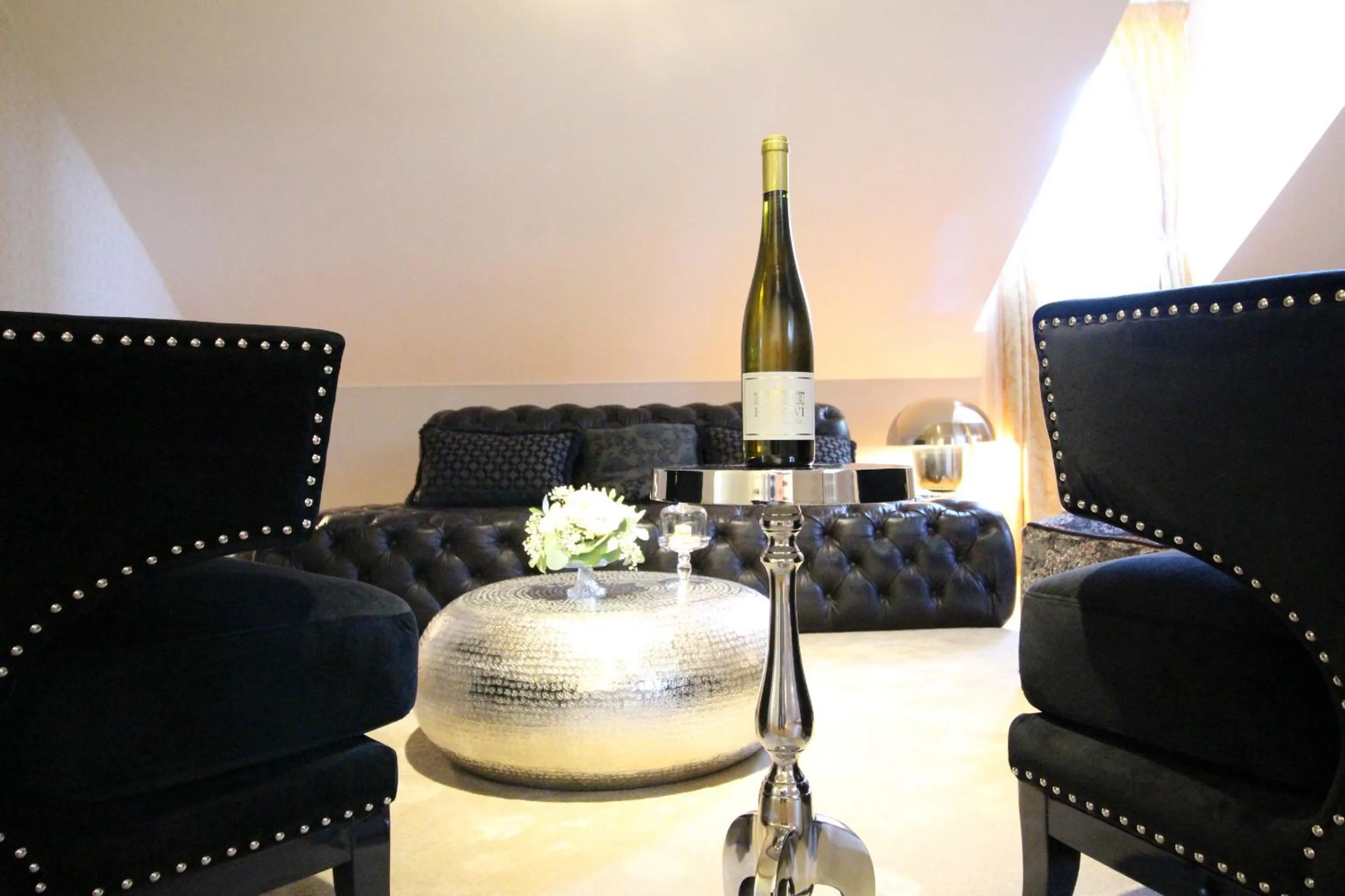 Seating area in Hotel Panství Dlouhá Lhota