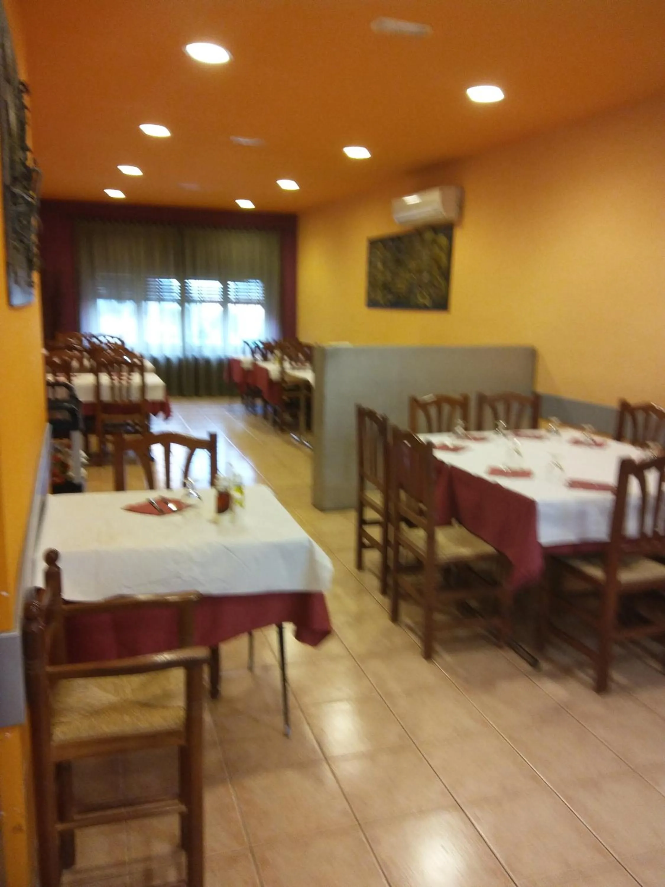 Restaurant/places to eat in Fonda Ca La Maria