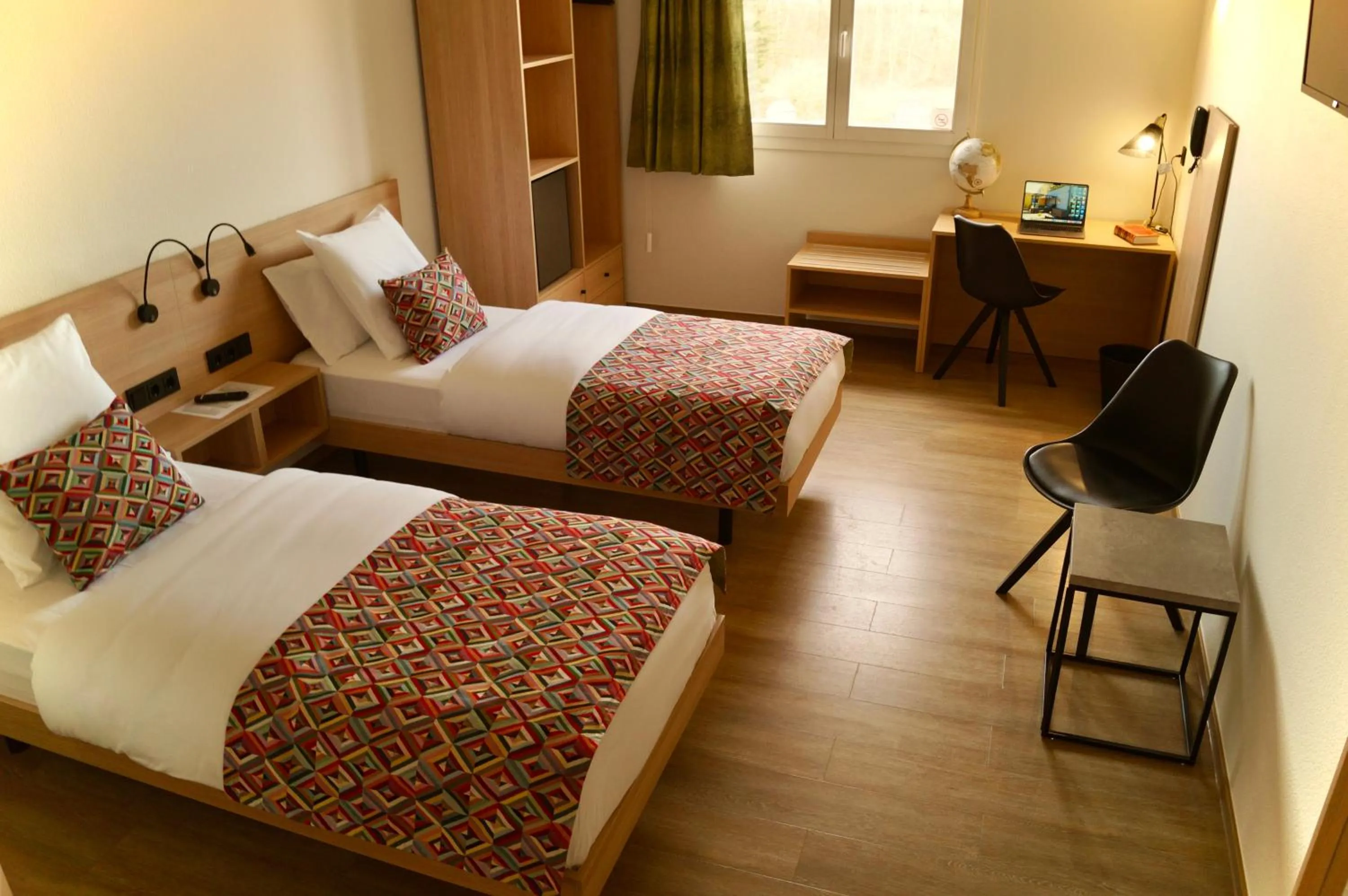 Bed in Hotel-Restaurant Stand'Inn