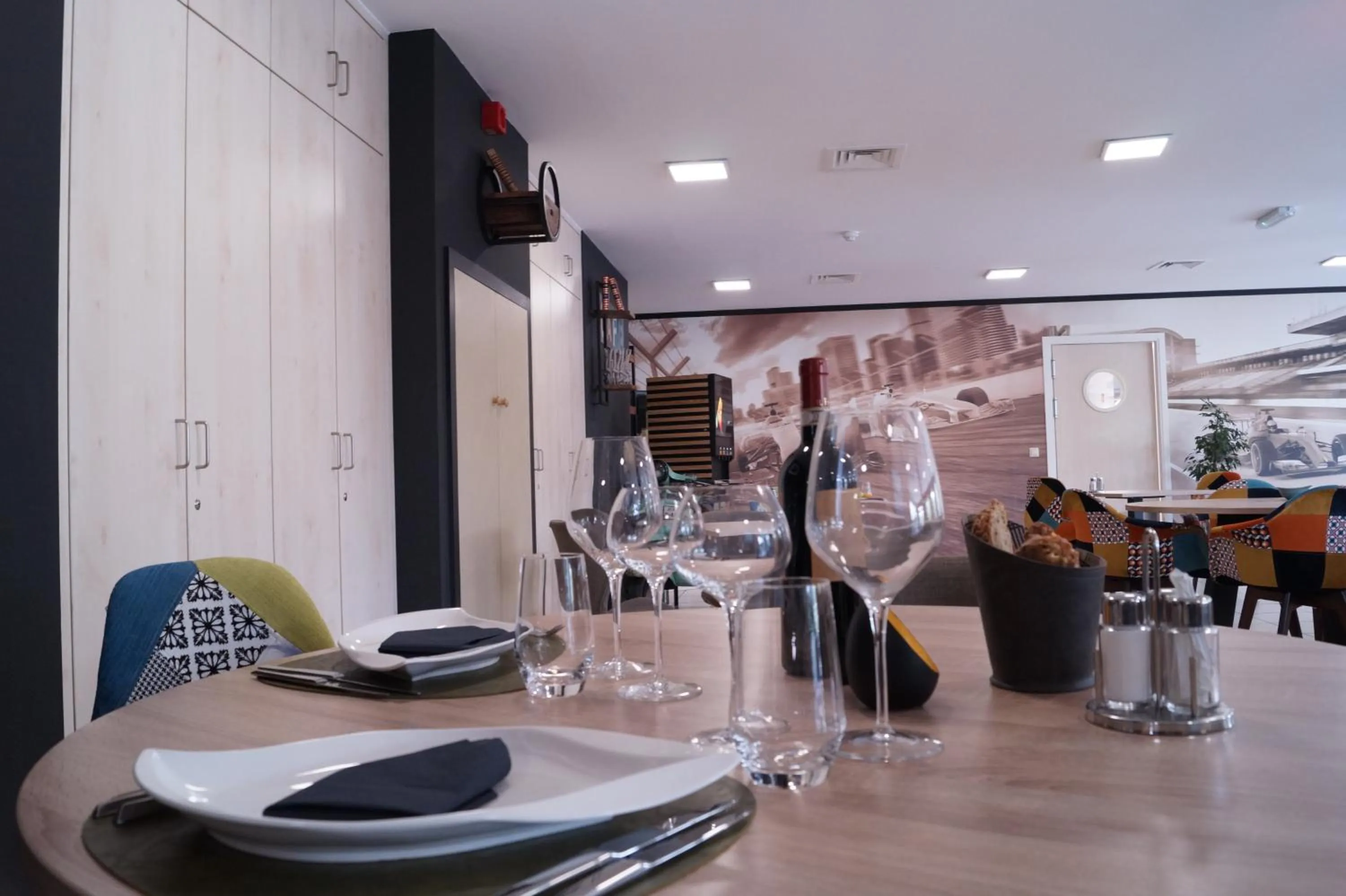 Restaurant/places to eat in Hotel-Restaurant Stand'Inn