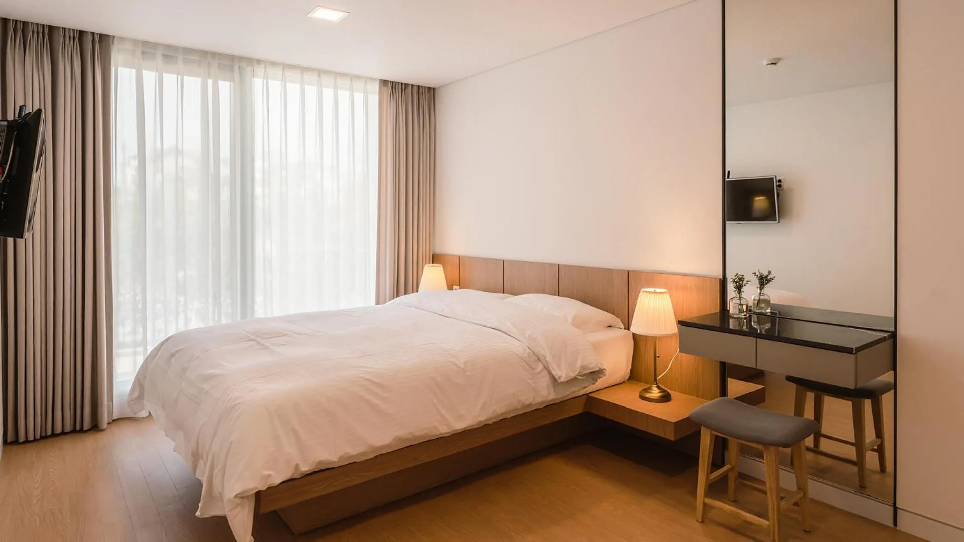 Bed in Albescent Poolvilla