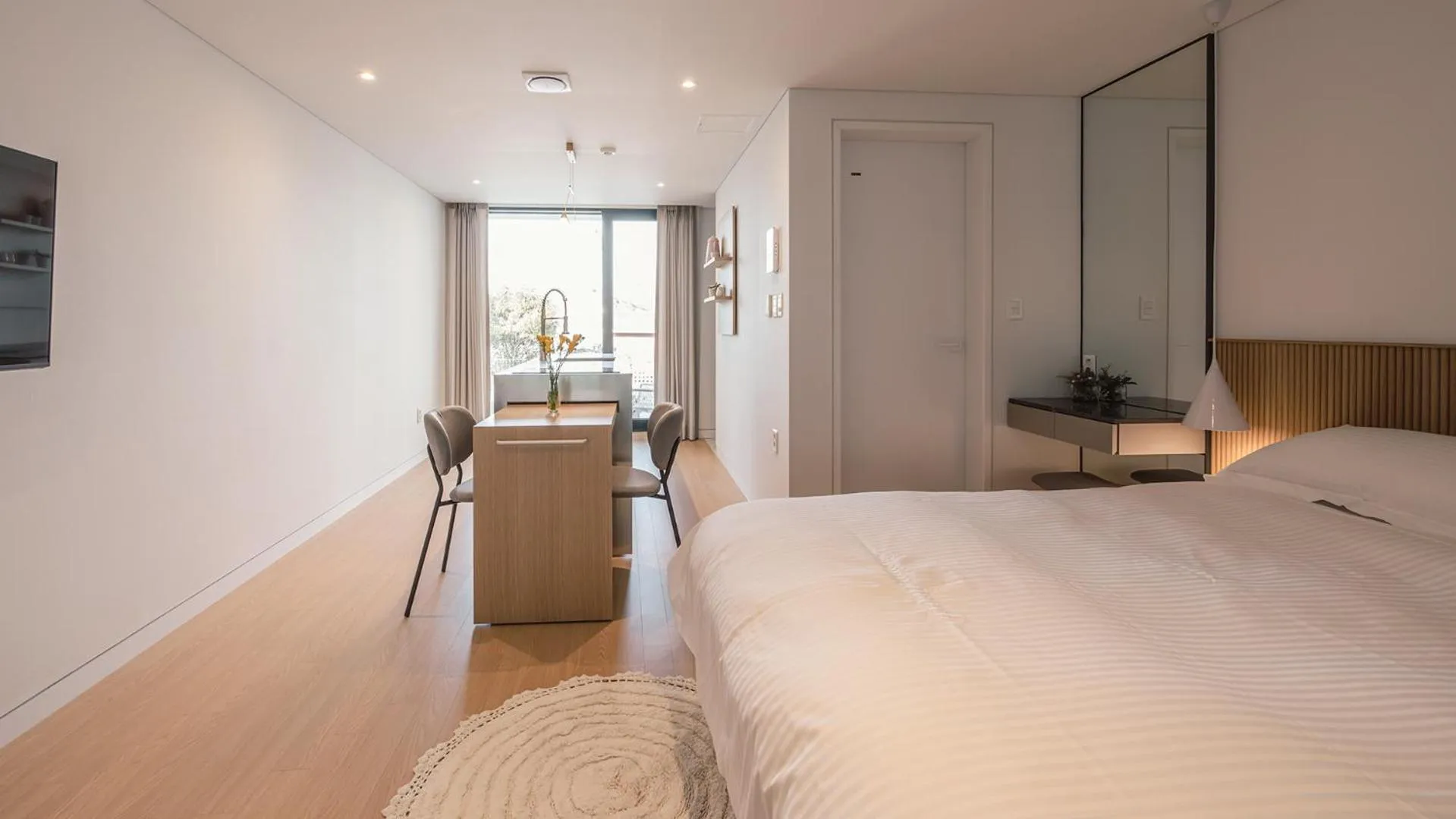 Bed in Albescent Poolvilla