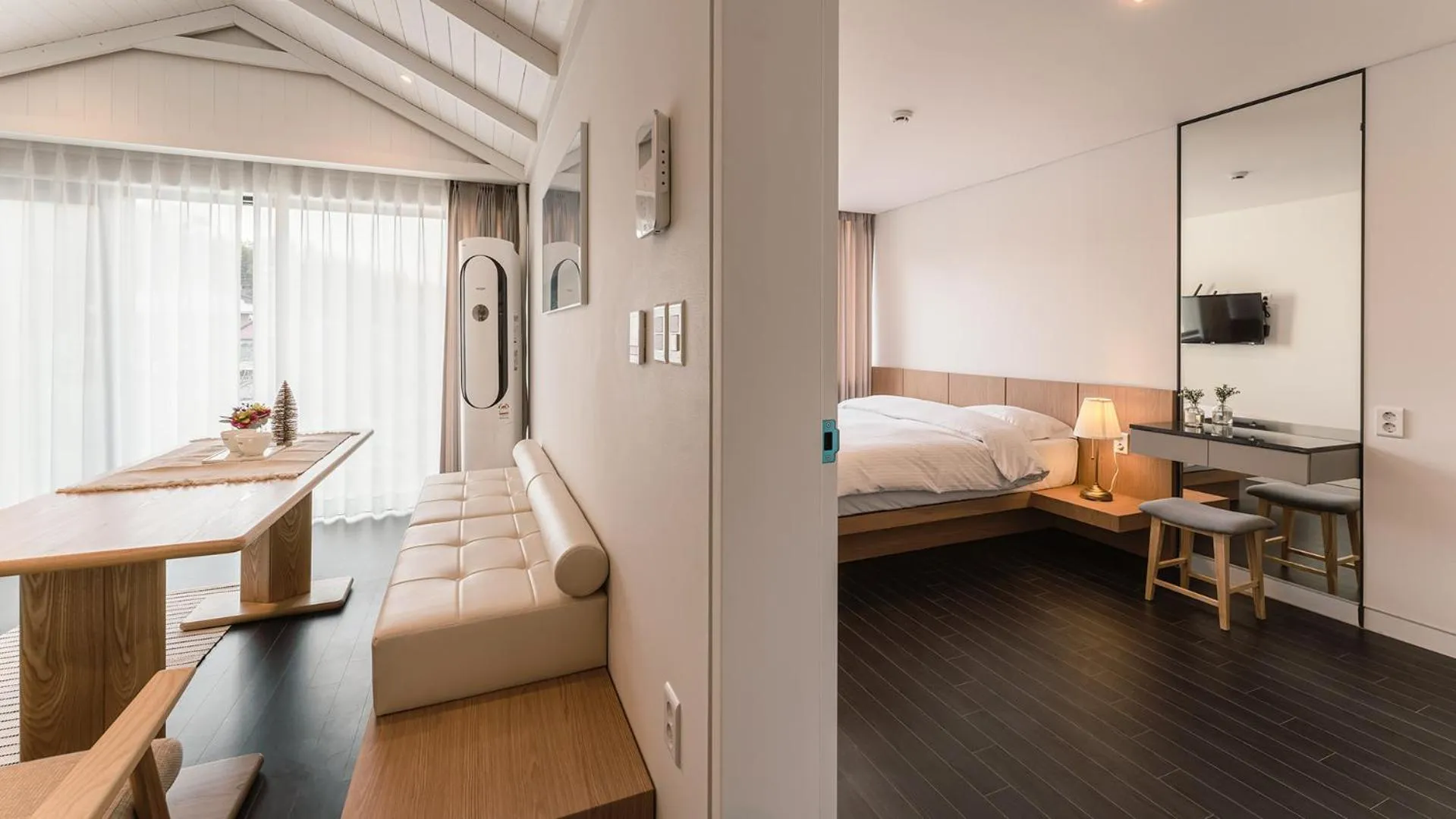 Bed in Albescent Poolvilla