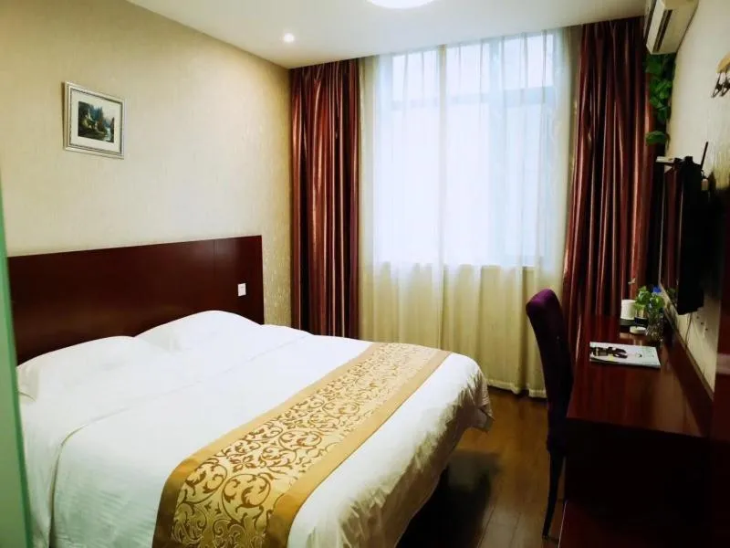 Bed in Greentree Alliance Shang Hai Pudong New Area Zhangyang Road Hotel