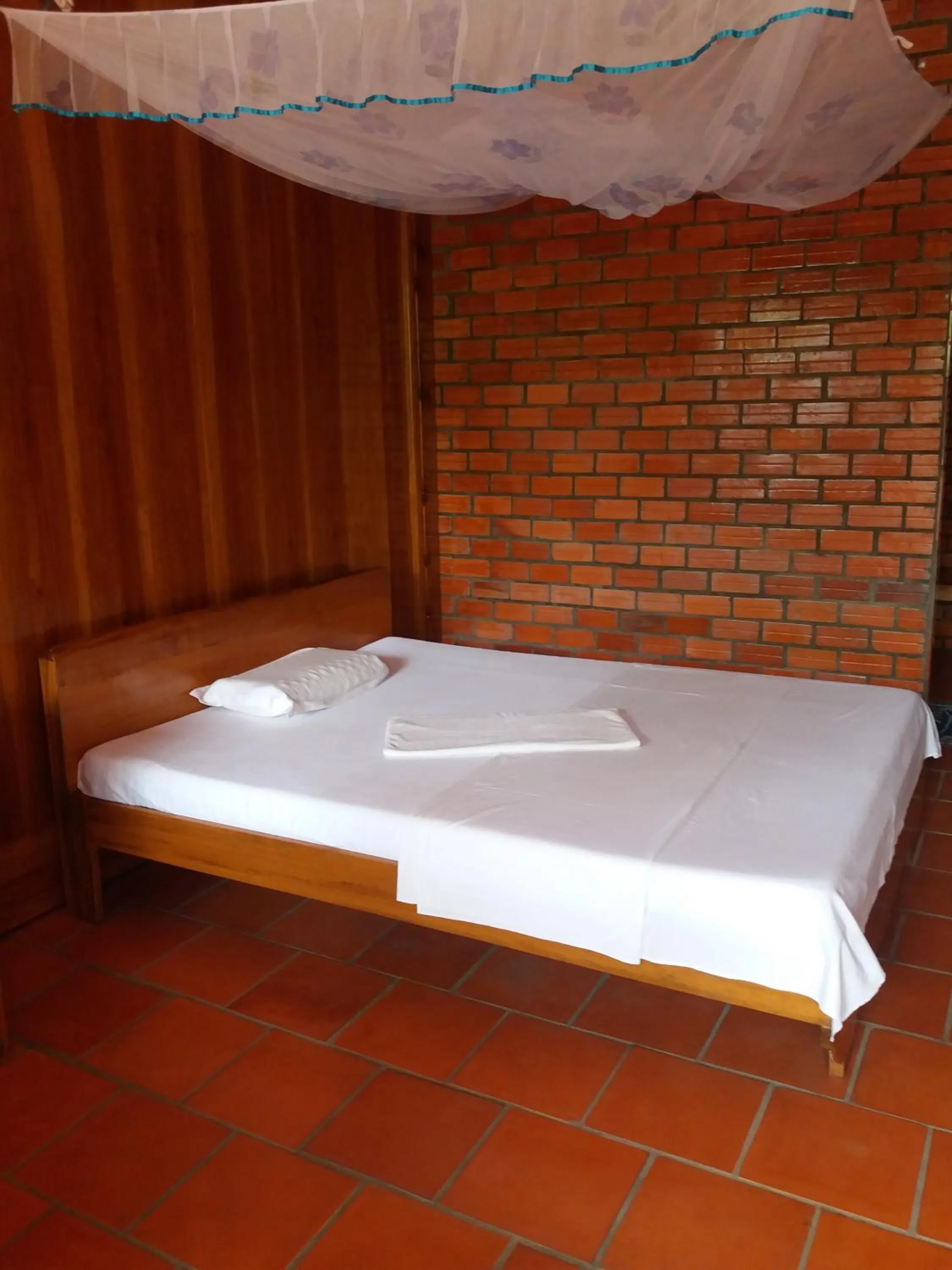 Bed in Ba Linh Homestay
