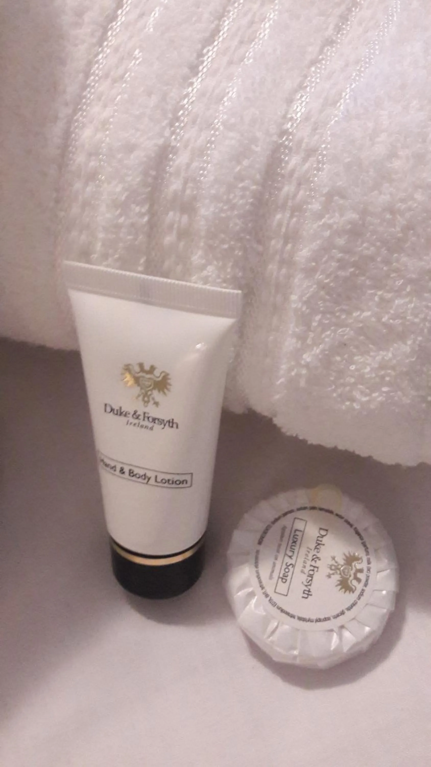 Decorative detail, Bed in Valley Guest House