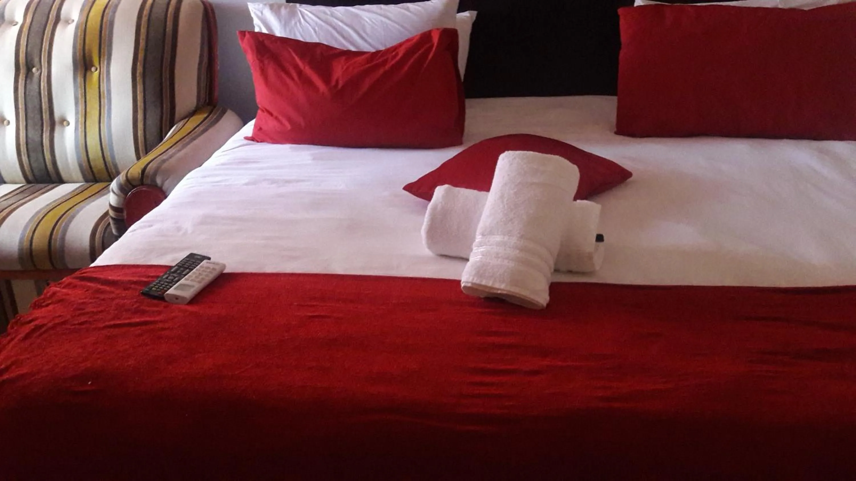 Bed in Valley Guest House