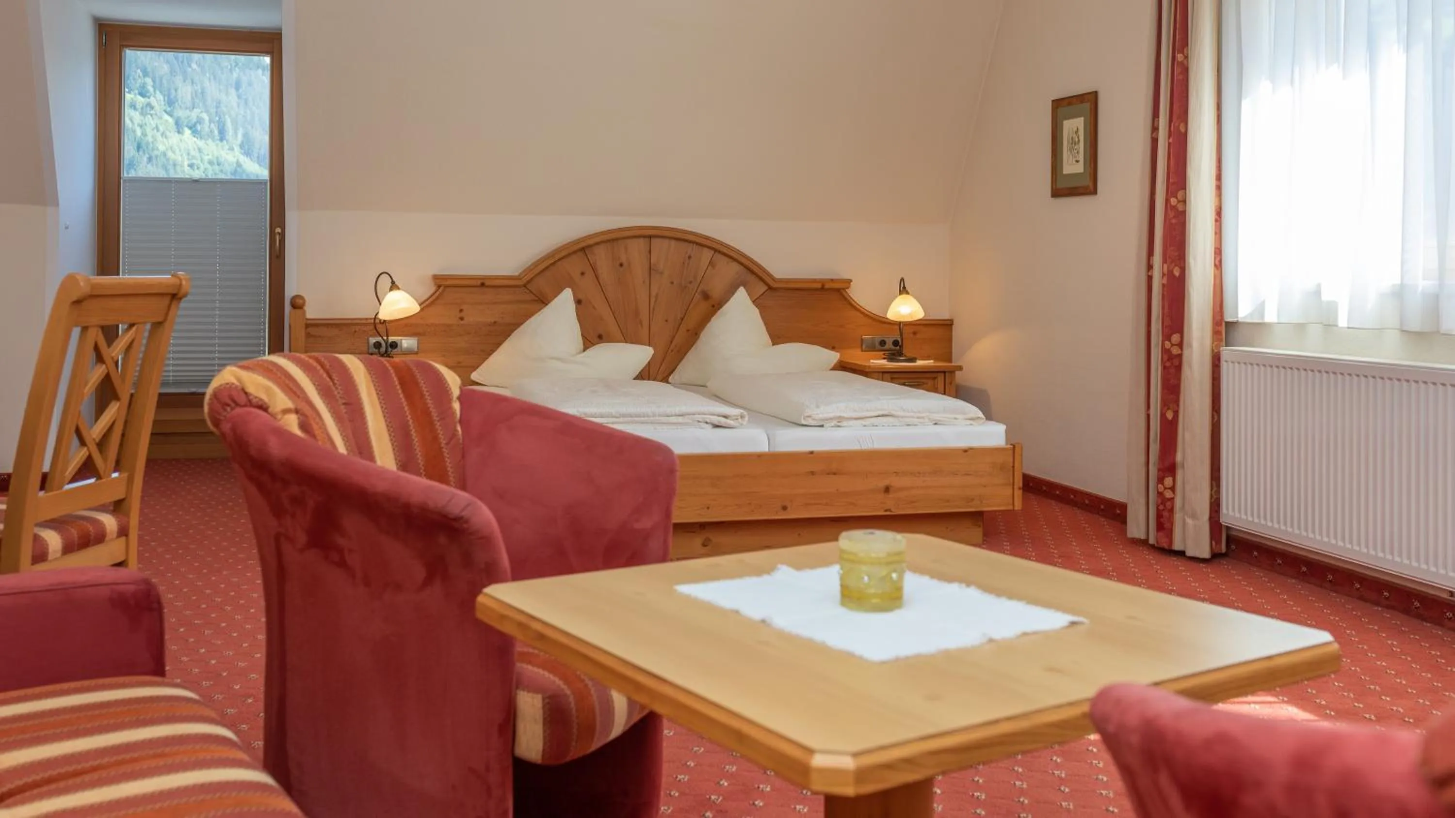 Bed in Hotel Garni Elisabeth