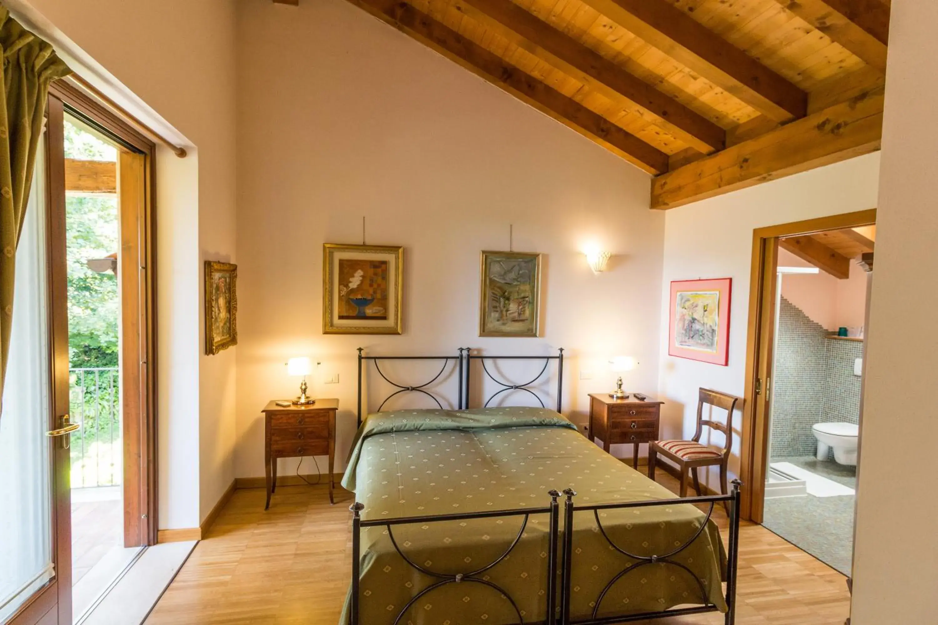 Double or Twin Room with Terrace - single occupancy in B&B in Valle Double or Twin Room with Terrace - single occupancy in B&B in Valle