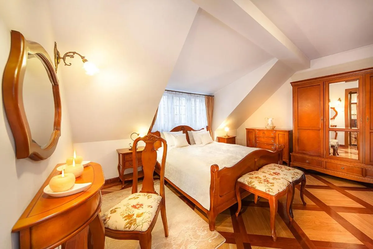 Bed in Rezydencja Dwór Polski