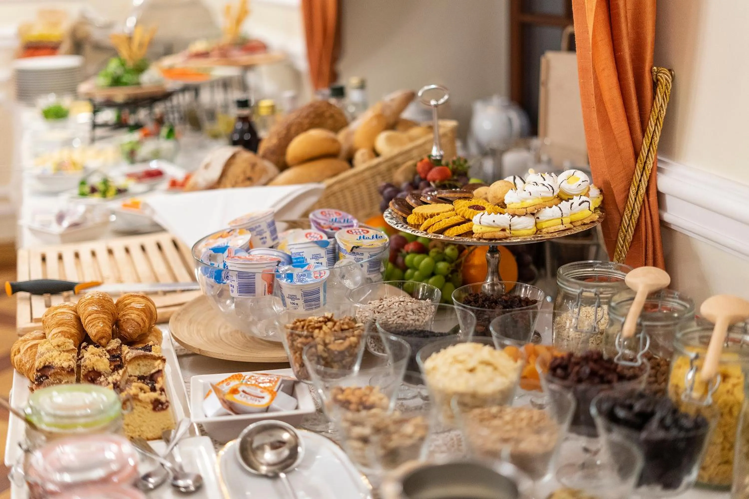 Restaurant/places to eat in Rezydencja Dwór Polski