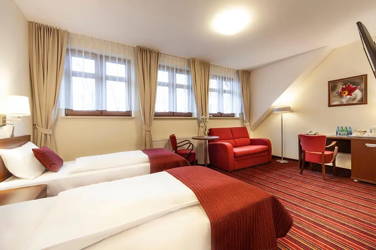 Standard Plus Twin Room in Rezydencja Dwór Polski Standard Plus Twin Room in Rezydencja Dwór Polski