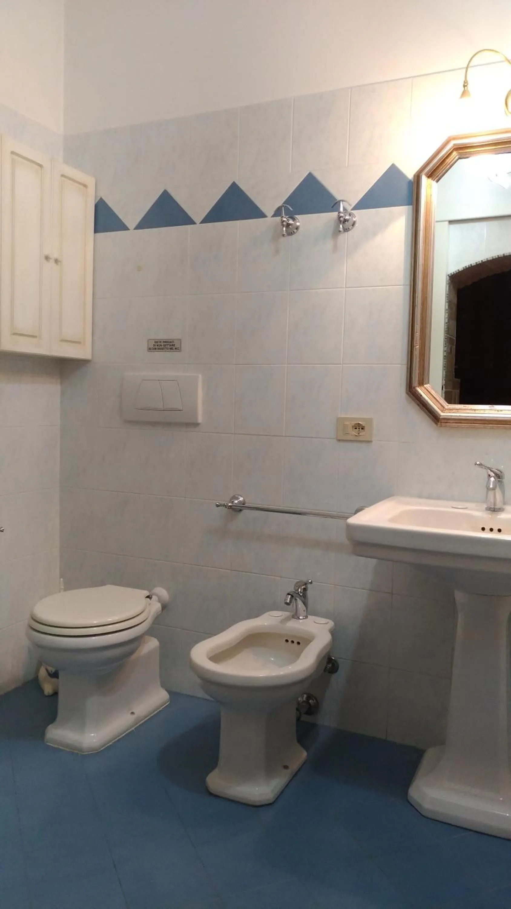 Bathroom in Alfieri Bed & Breakfast