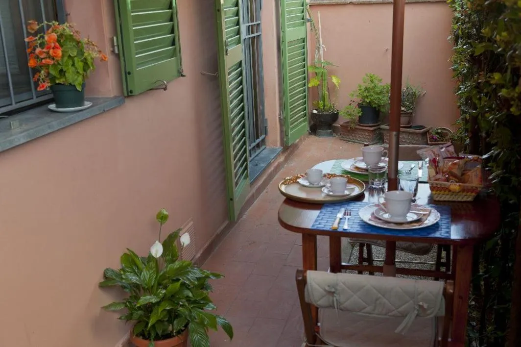 Garden in Alfieri Bed & Breakfast