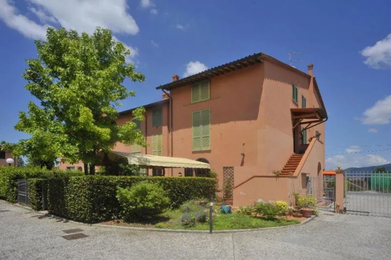 Property building in Alfieri Bed & Breakfast