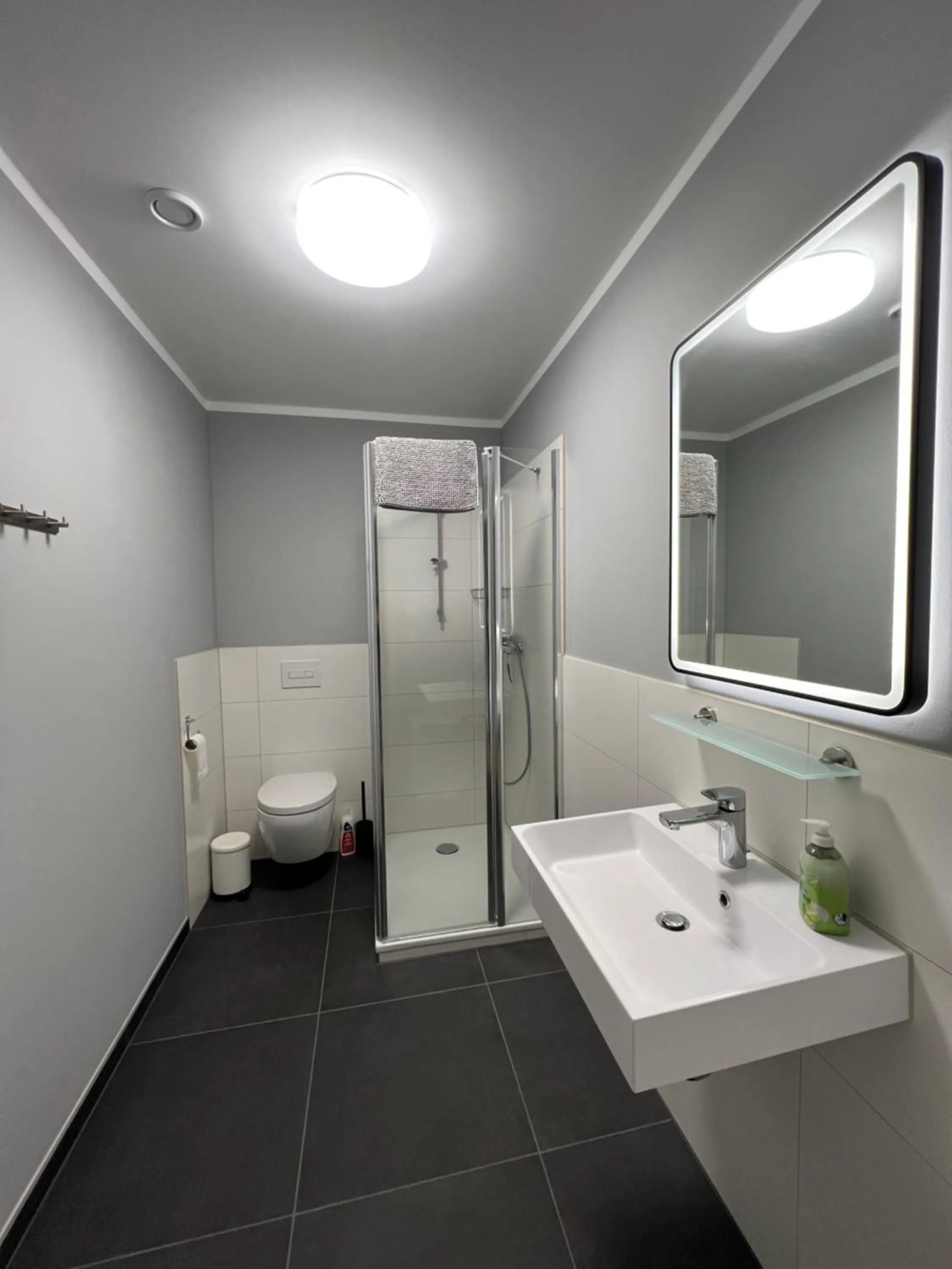 Shower in Bett4-you Pinneberg