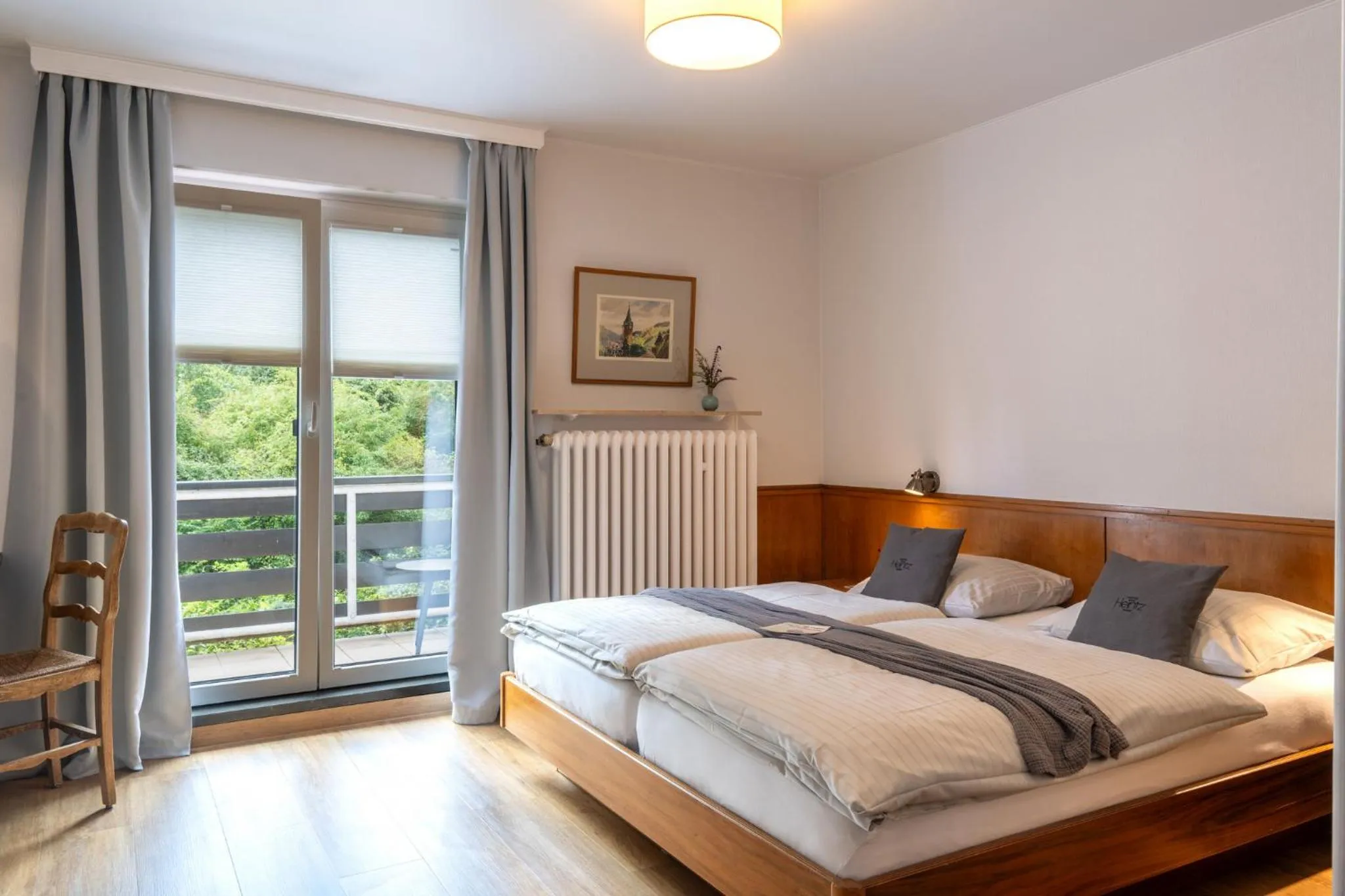 Bedroom, Bed in Hotel Heintz