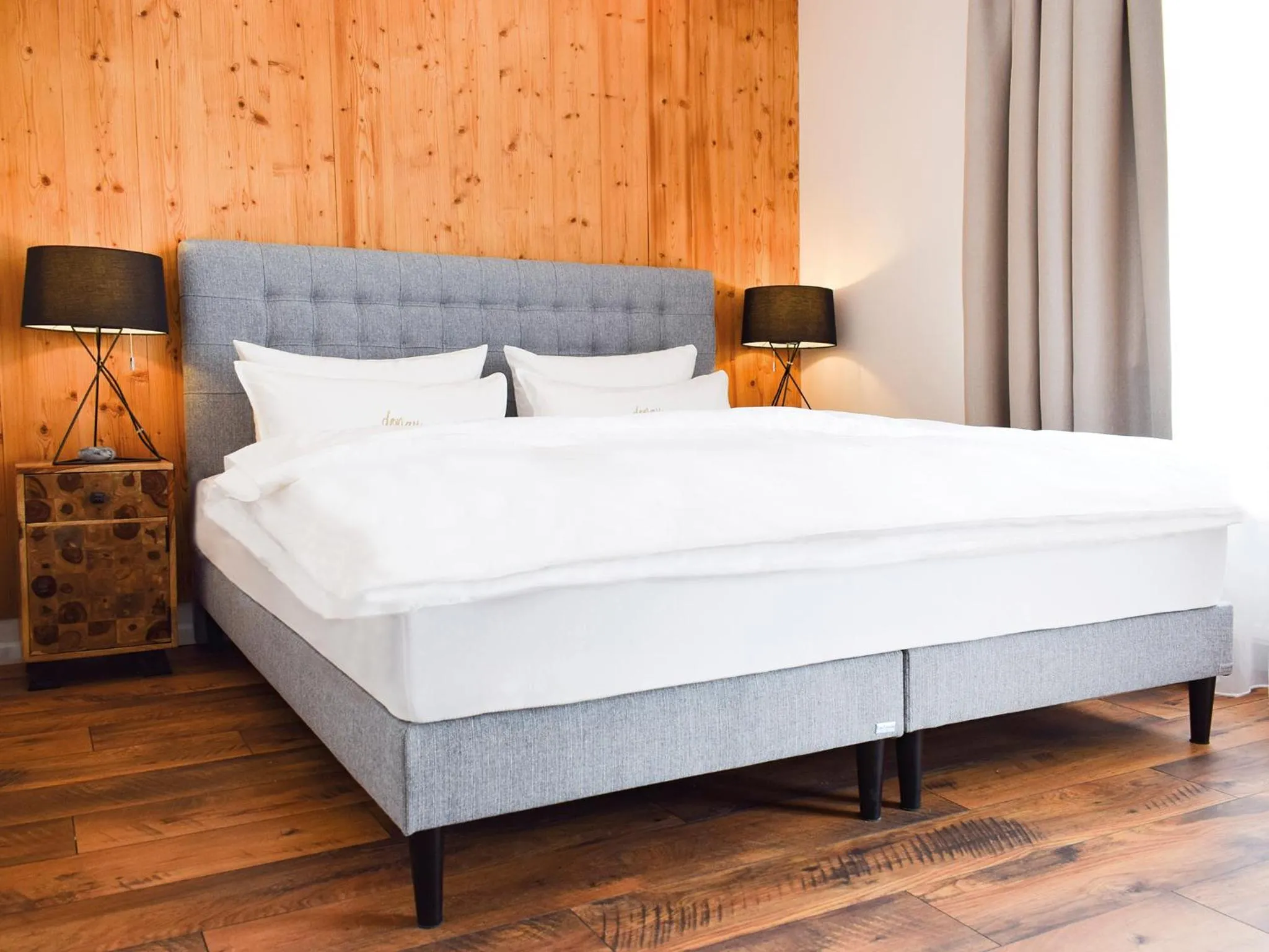 Apartment with Balcony - single occupancy in Donau Lodge Boardinghouse