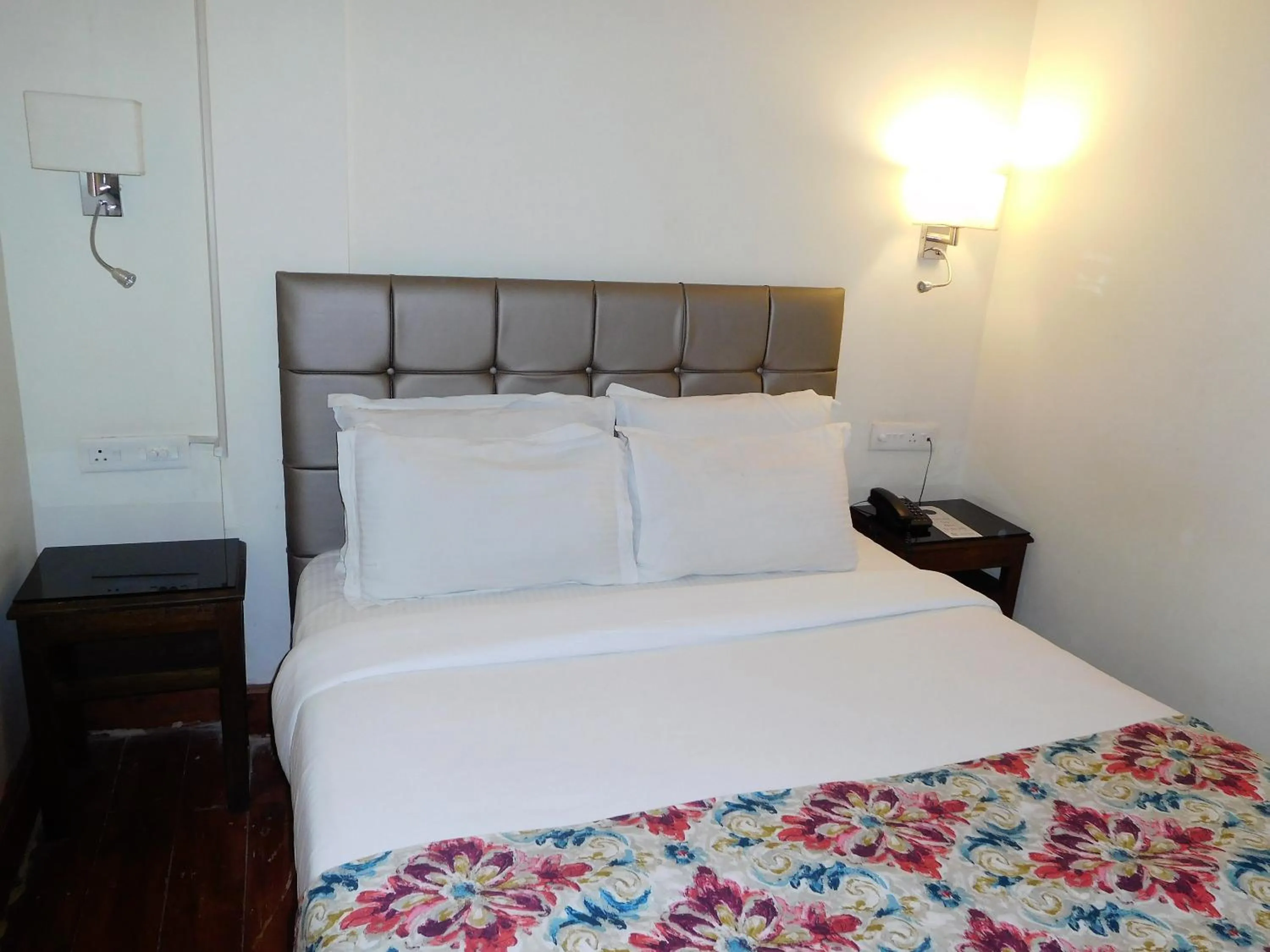 Bed in The Heritage Club - Tripura Castle Hotel and Spa