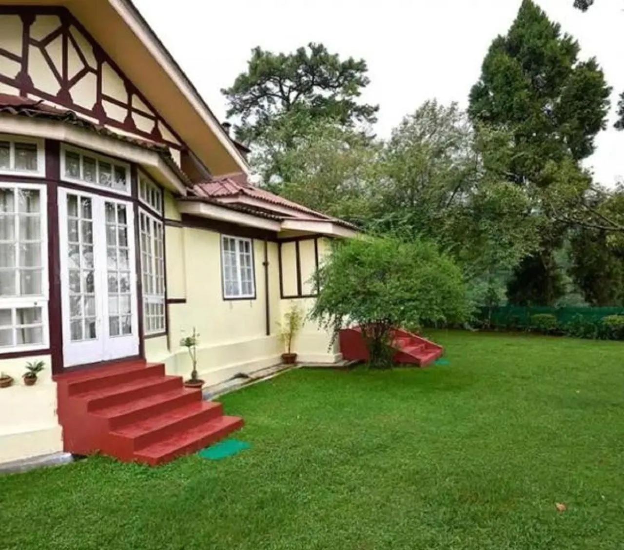 The Heritage Club - Tripura Castle Hotel and Spa