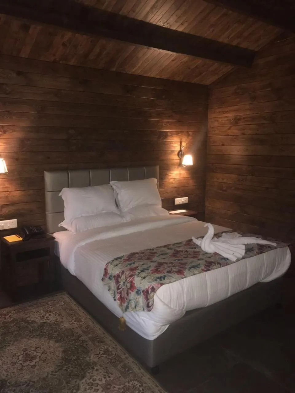 Bed in The Heritage Club - Tripura Castle Hotel and Spa