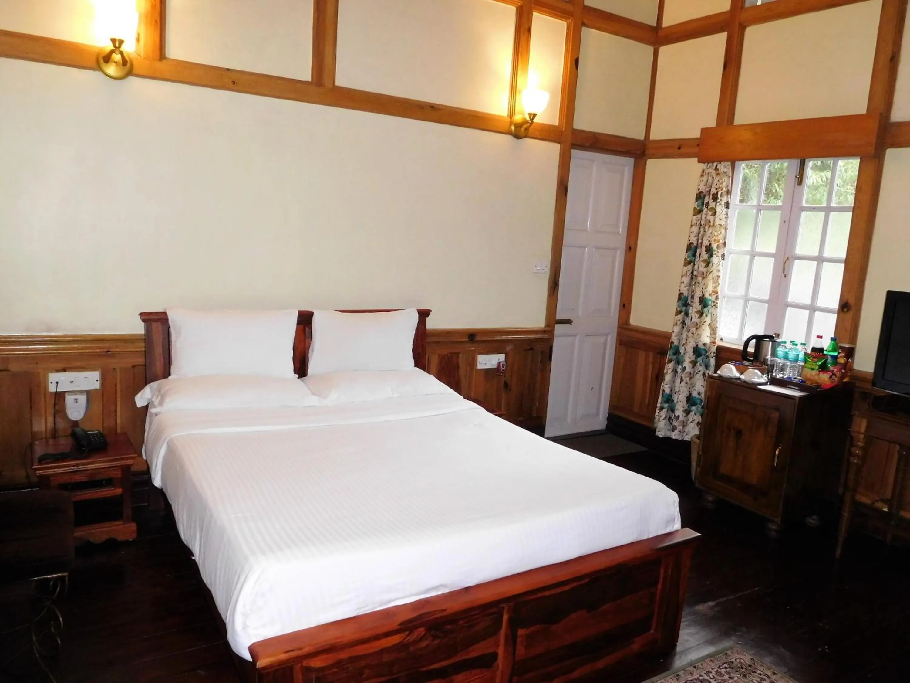 Bed in The Heritage Club - Tripura Castle Hotel and Spa