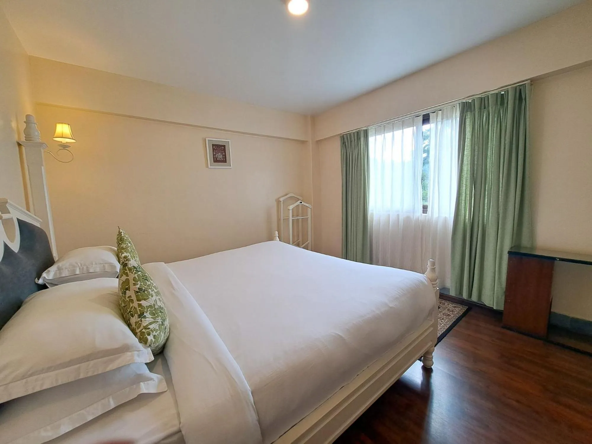 Bed in The Heritage Club - Tripura Castle Hotel and Spa