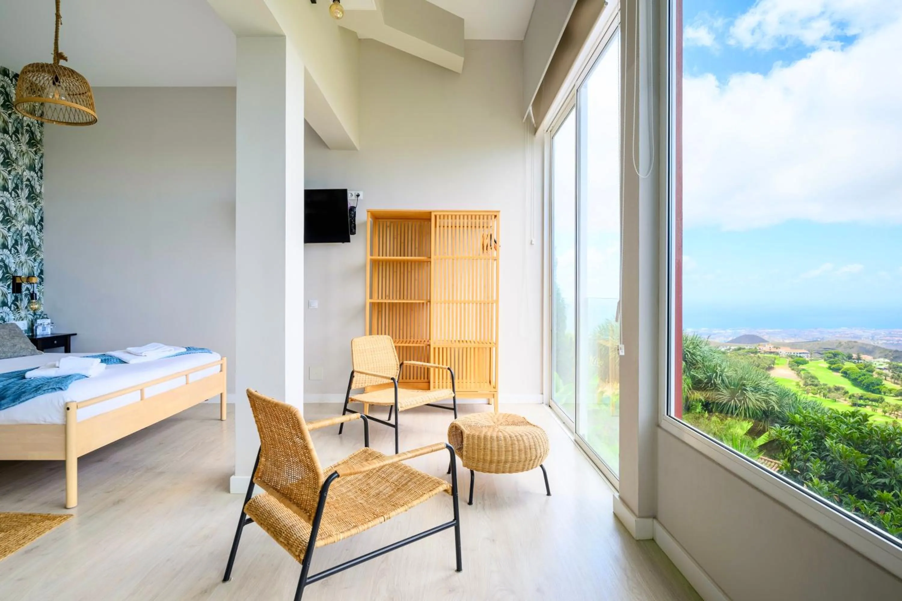 Villa Dama by airnest