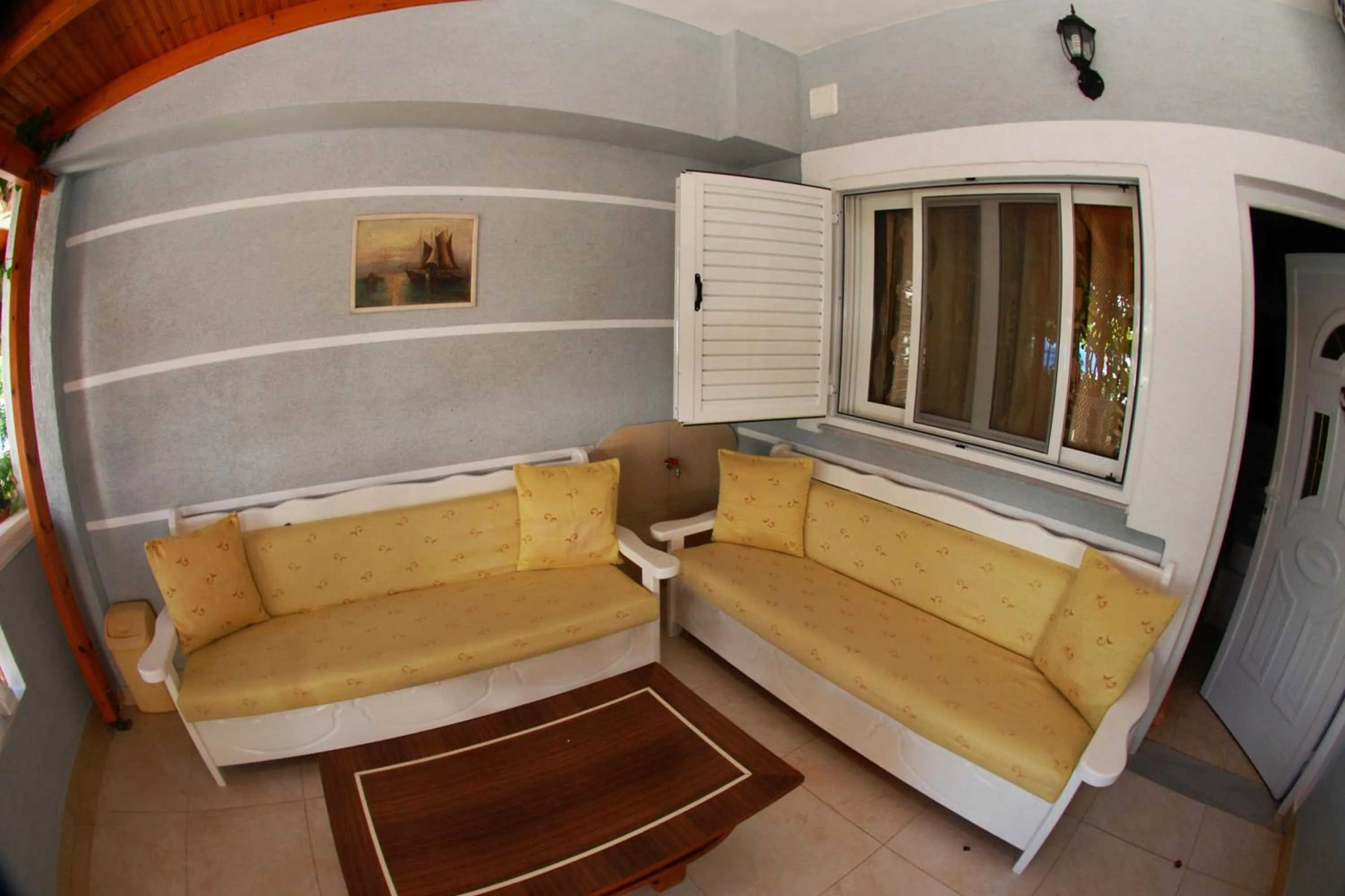 Balcony/Terrace in Hotel Vila Alvin & Apartments