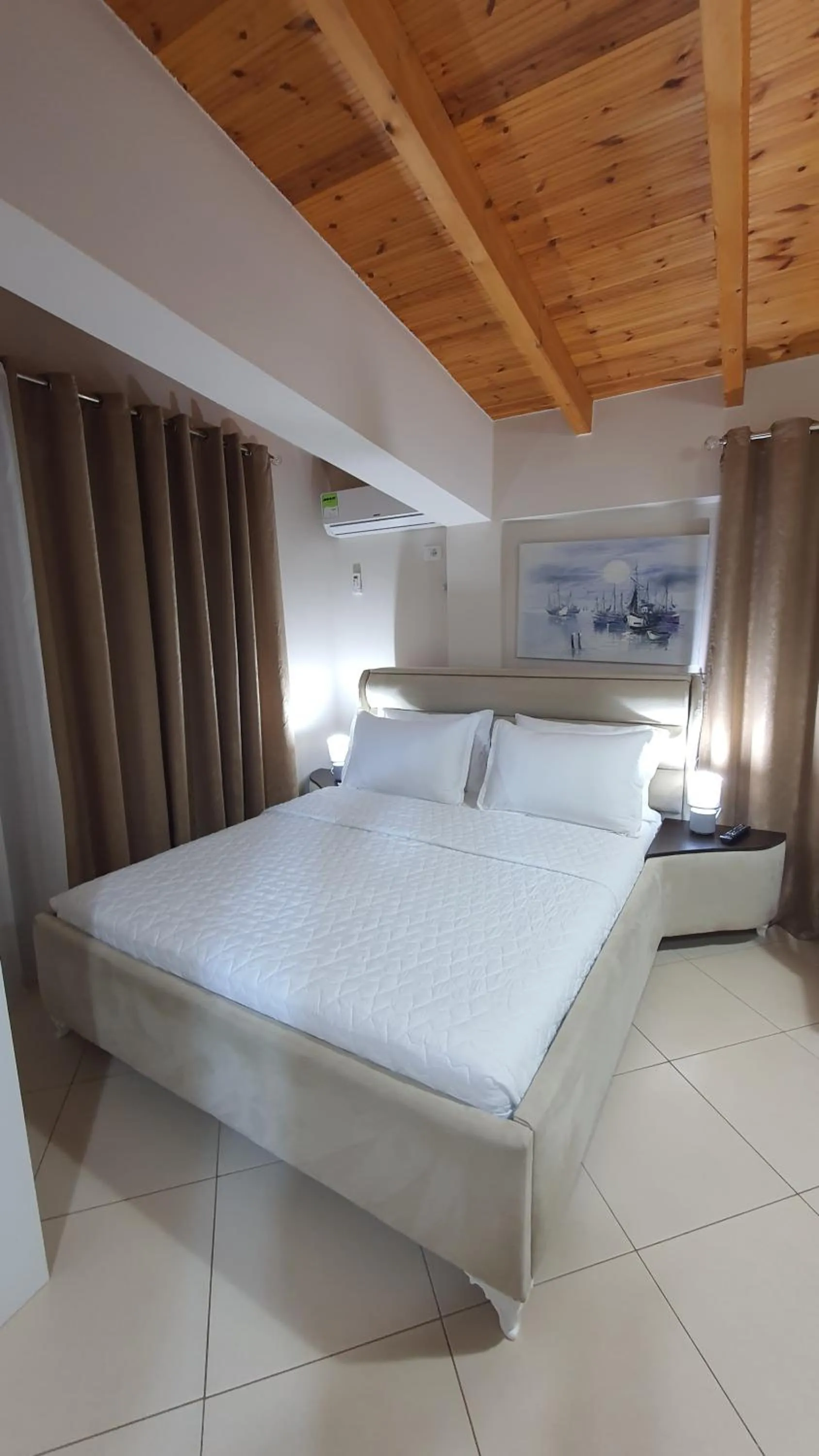 Bed in Hotel Vila Alvin & Apartments