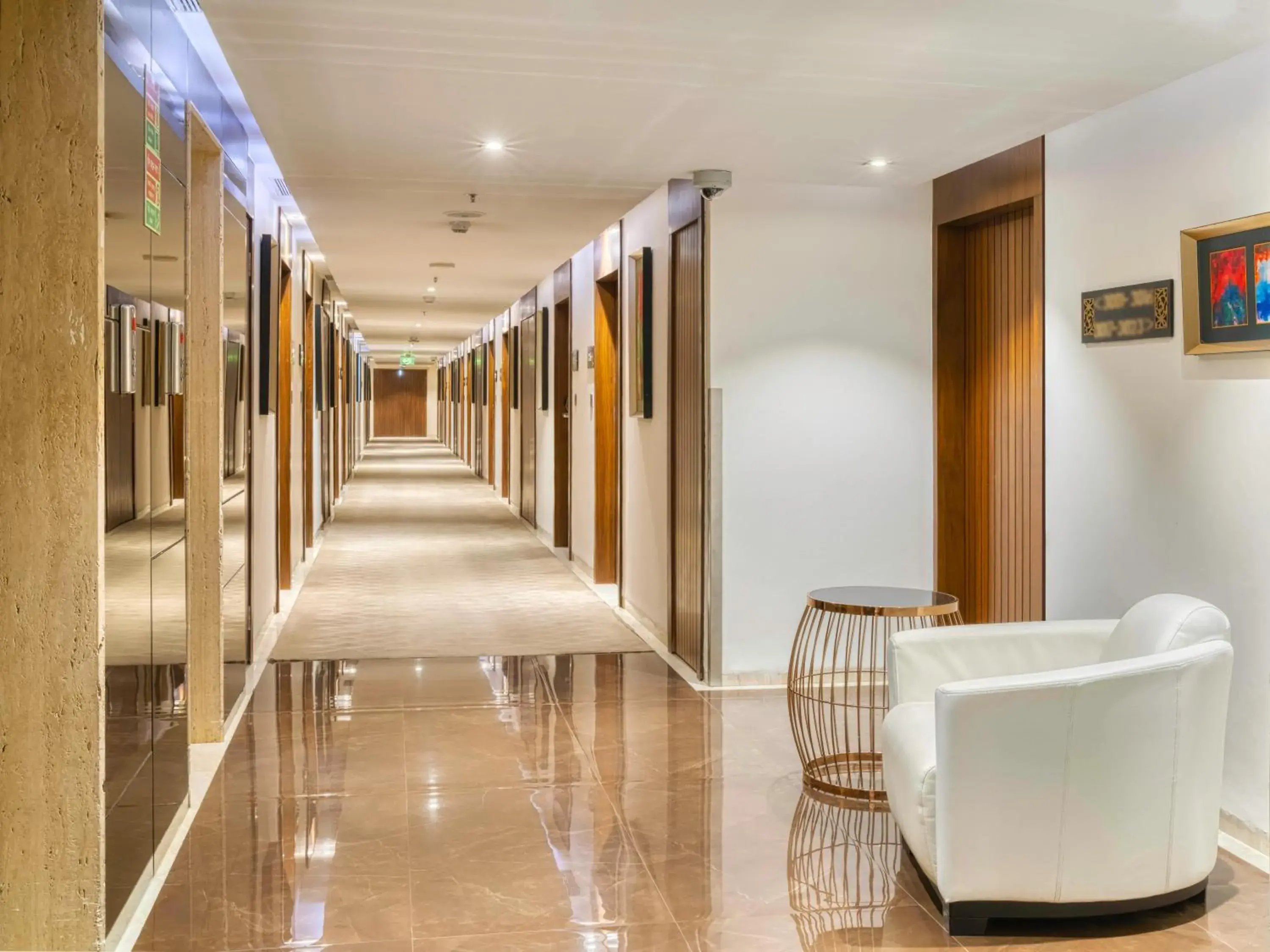 Property building in Holiday Inn Kolkata Airport by IHG Property building in Holiday Inn Kolkata Airport by IHG